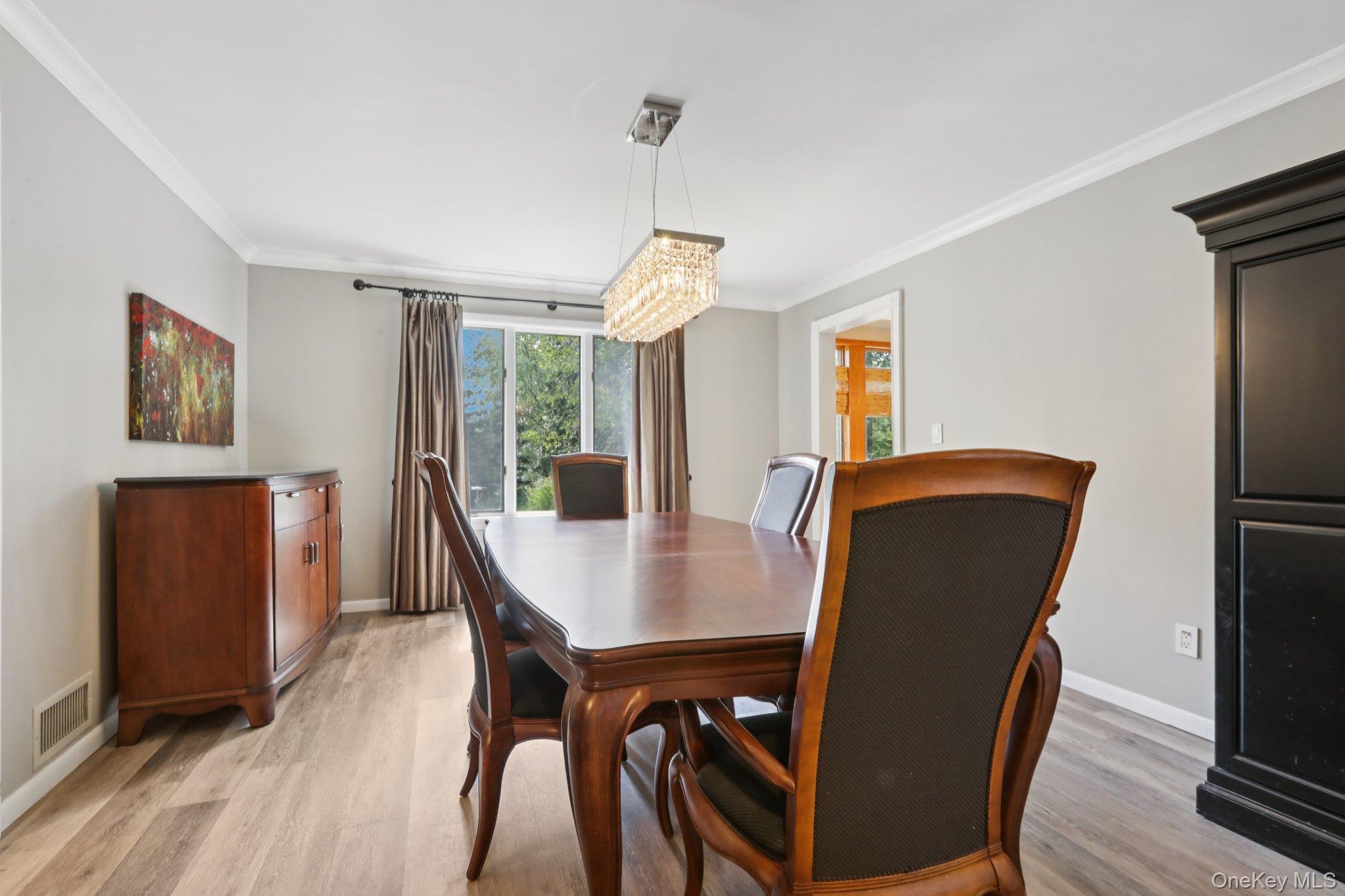 7 Elizabeth Court, Spring Valley, NY 10977