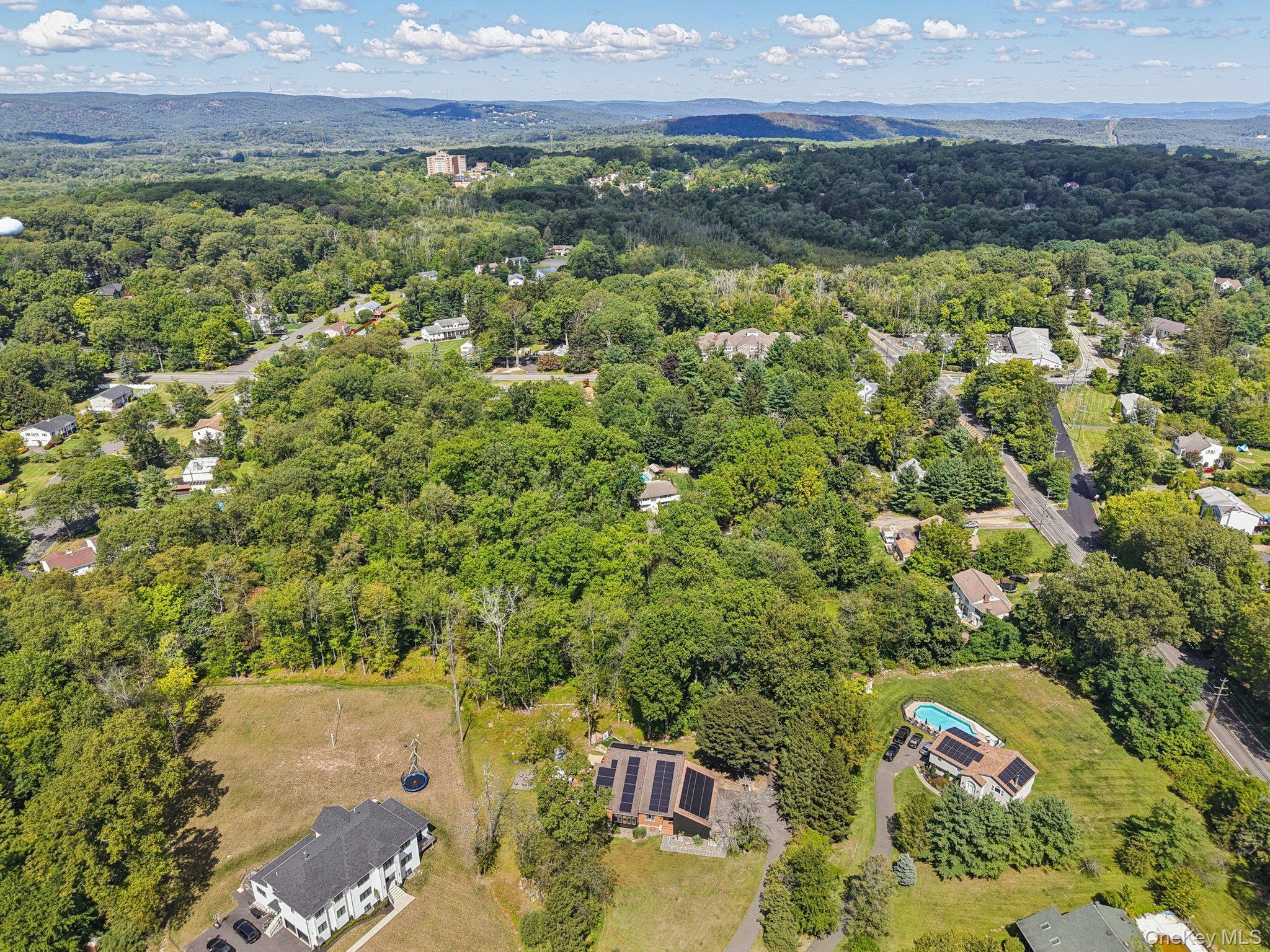 7 Elizabeth Court, Spring Valley, NY 10977