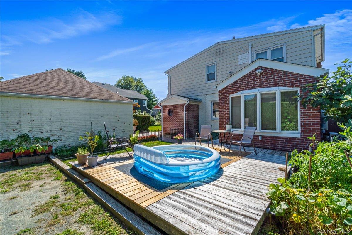 2957 214th Place, Bayside, NY 11360