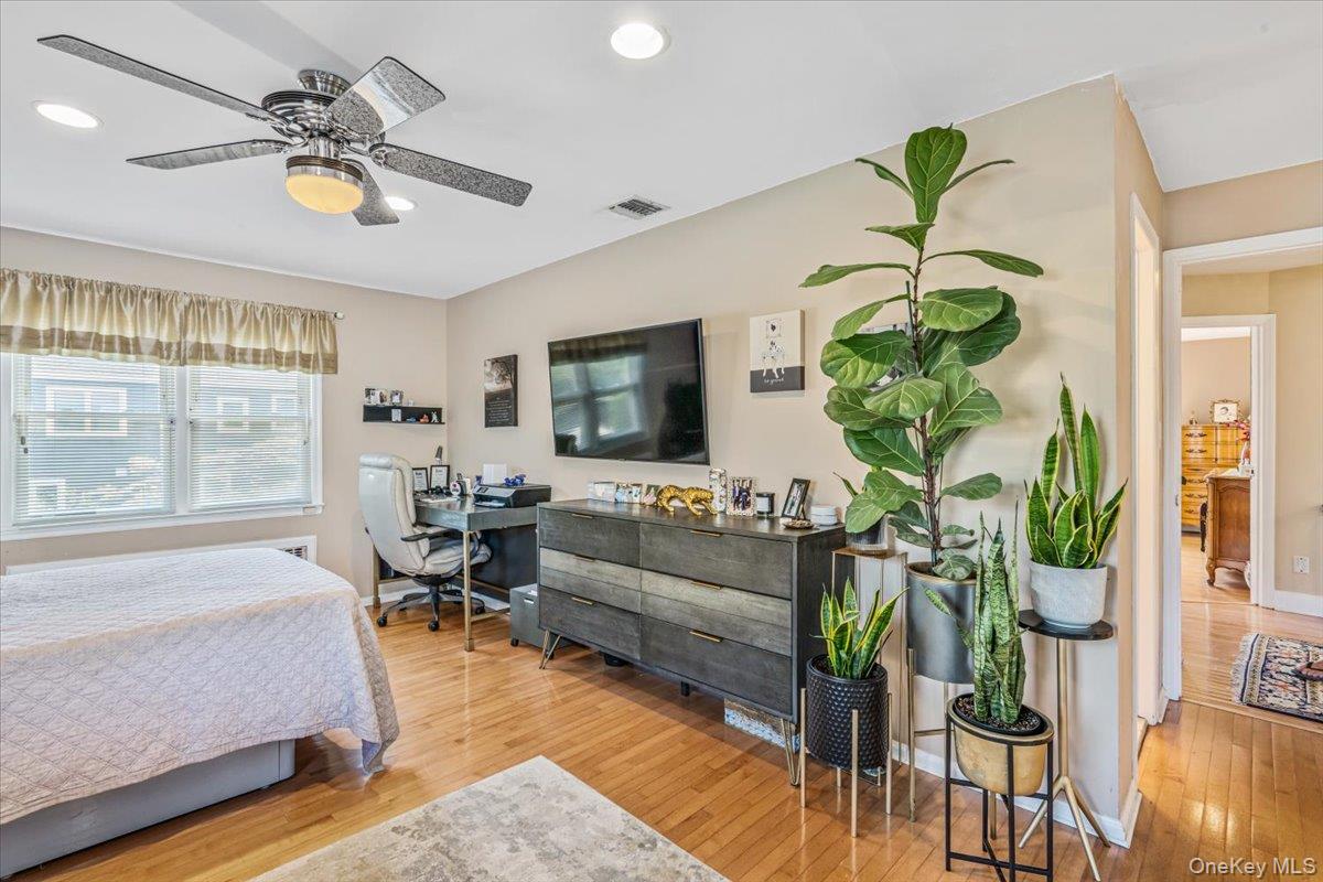 2957 214th Place, Bayside, NY 11360