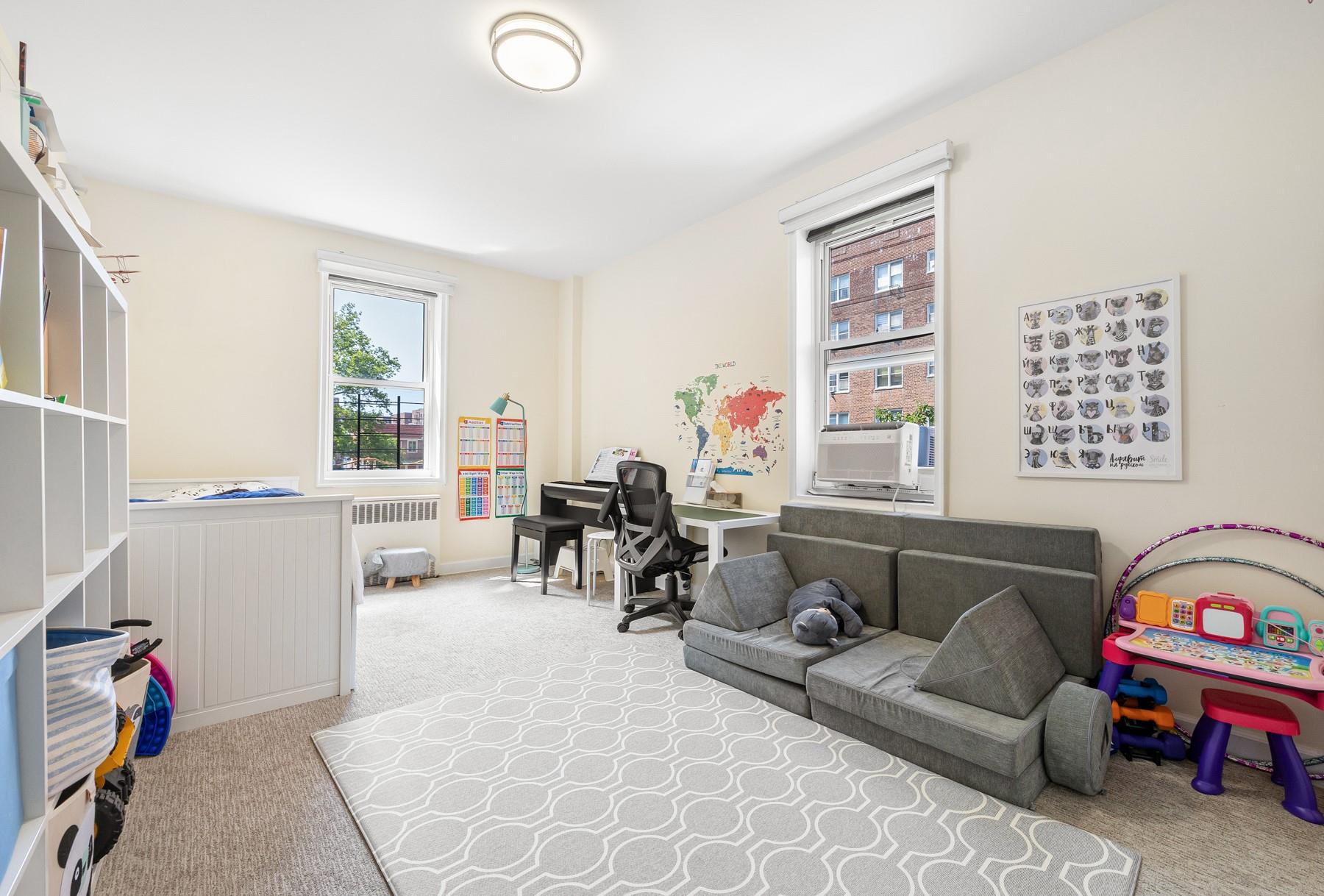 99-41 64 Avenue # B17, Rego Park, NY 11374