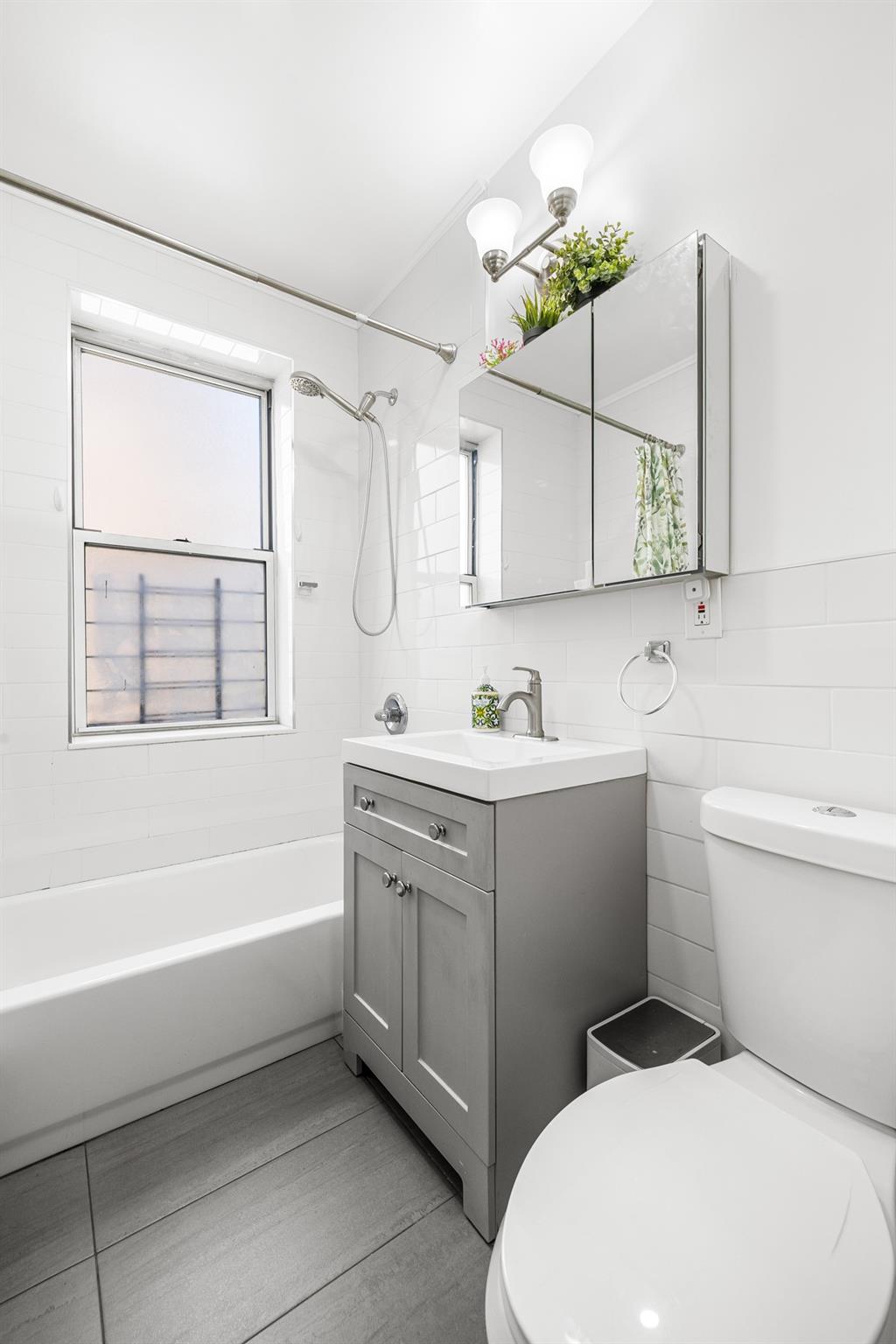 99-41 64 Avenue # B17, Rego Park, NY 11374