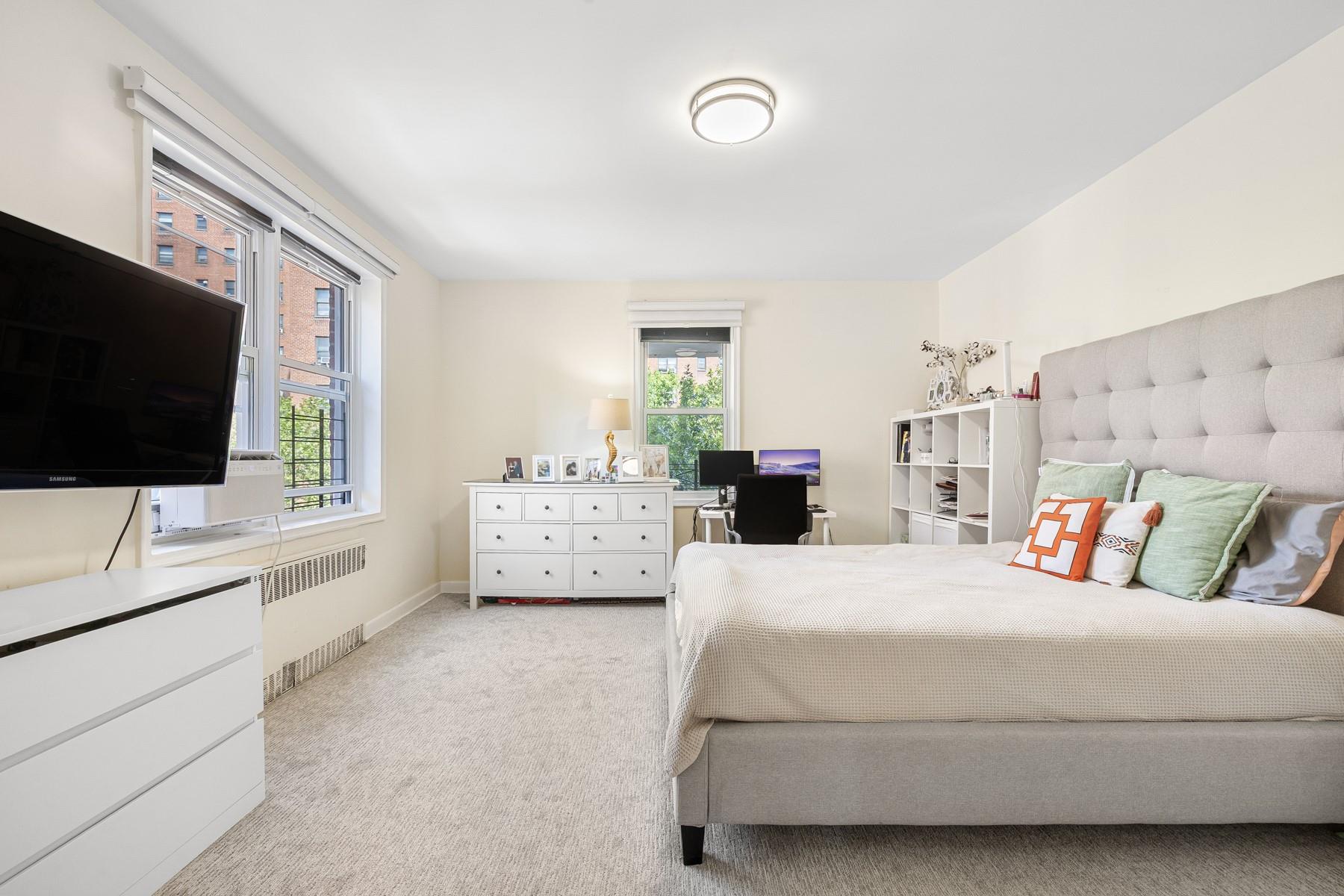 99-41 64 Avenue # B17, Rego Park, NY 11374