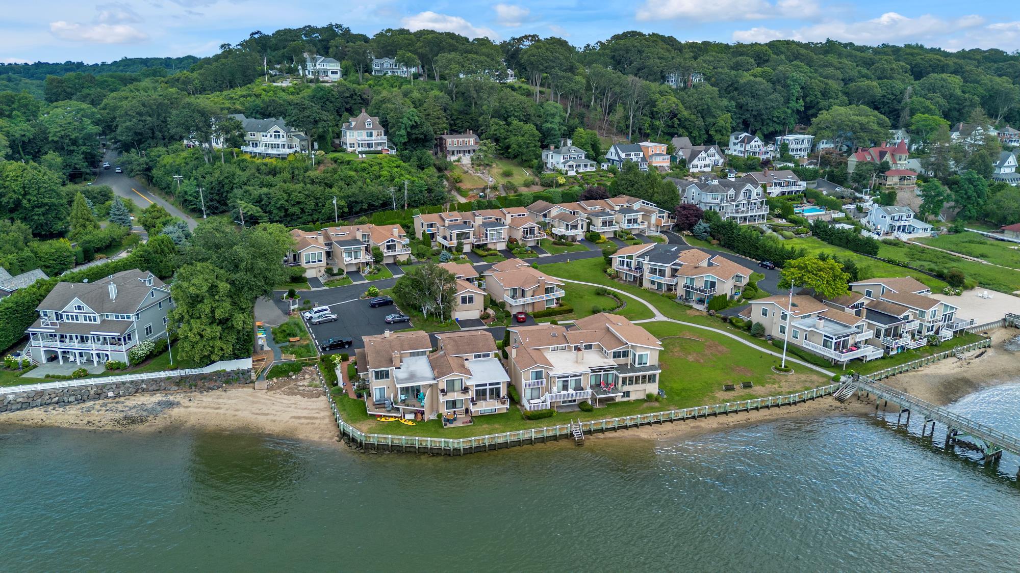 12 Fairwind Court, Northport, NY 11768