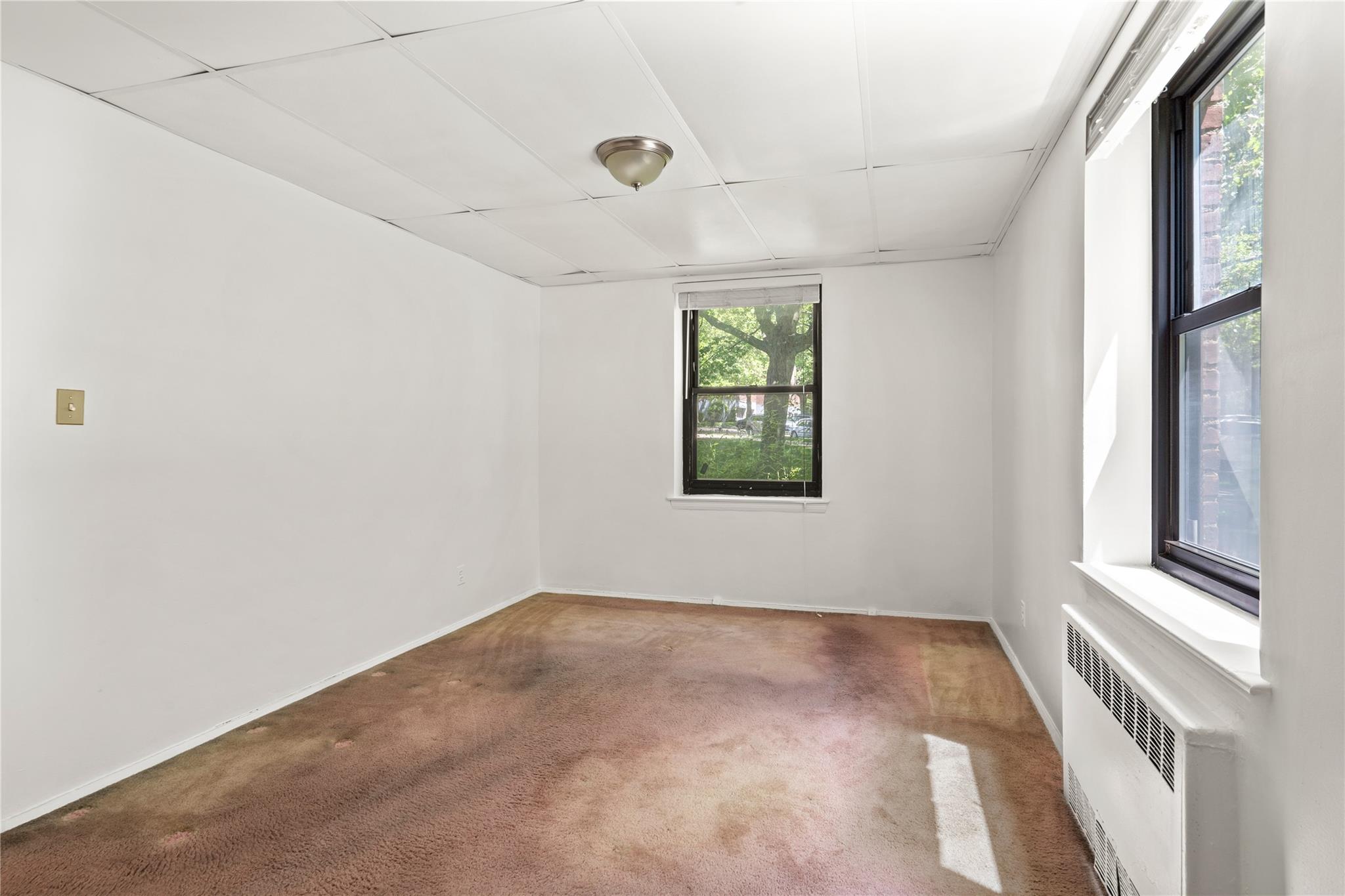 139-15 28th Road # 1G, Flushing, NY 11354