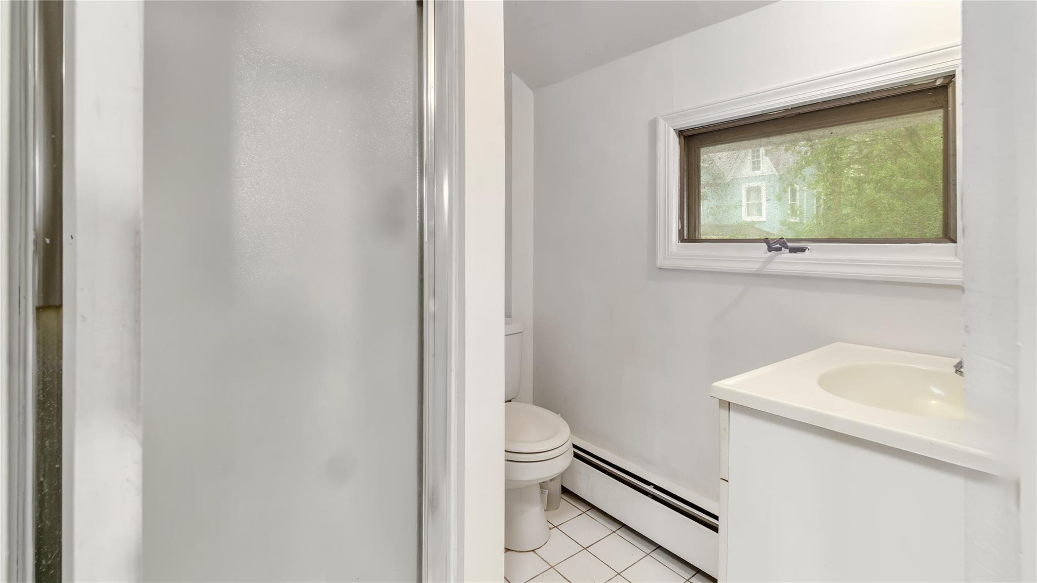 117 Glenwood Road, Glenwood Landing, NY 11547