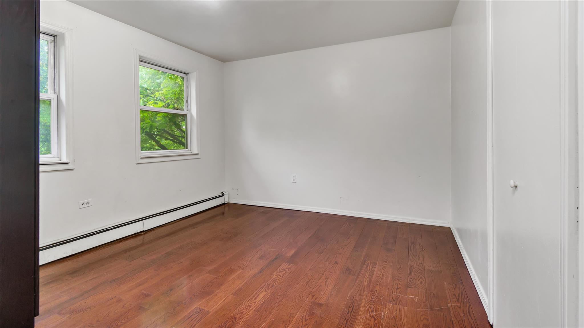 117 Glenwood Road, Glenwood Landing, NY 11547