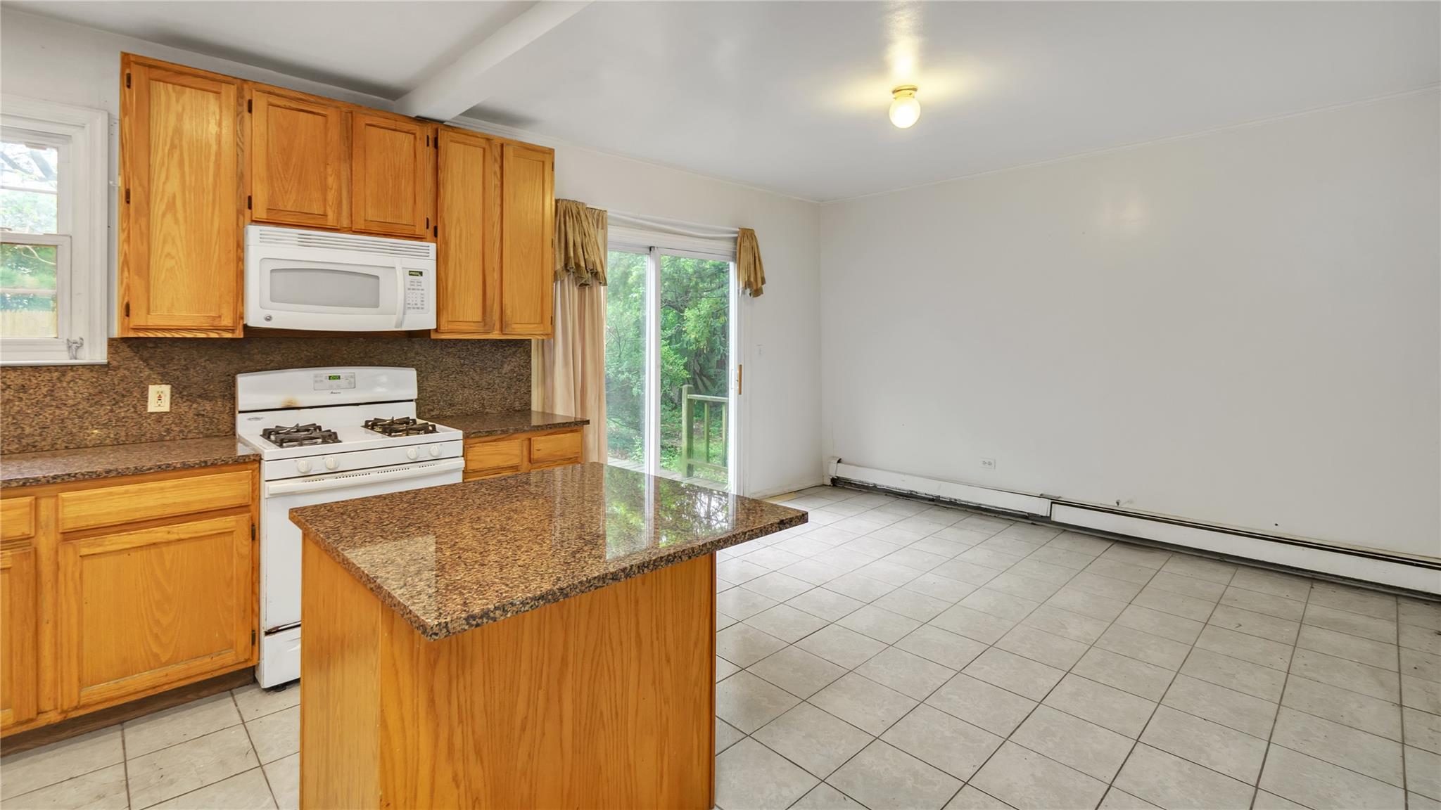 117 Glenwood Road, Glenwood Landing, NY 11547