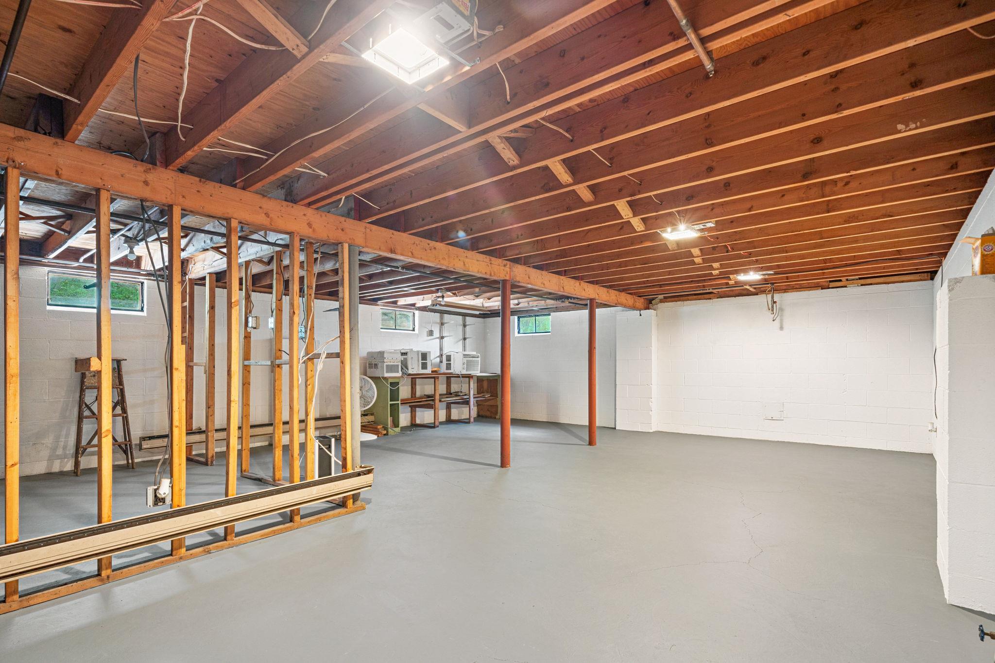 32 Redwood Road, Saugerties, NY 12477