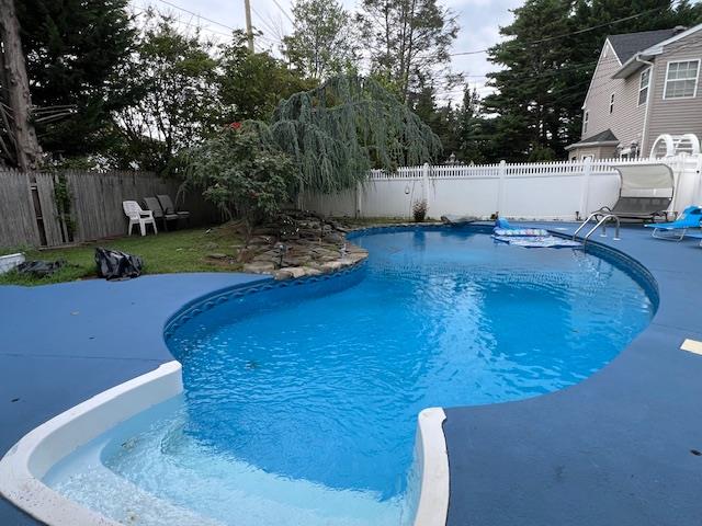 121 West Avenue, Hicksville, NY 11801