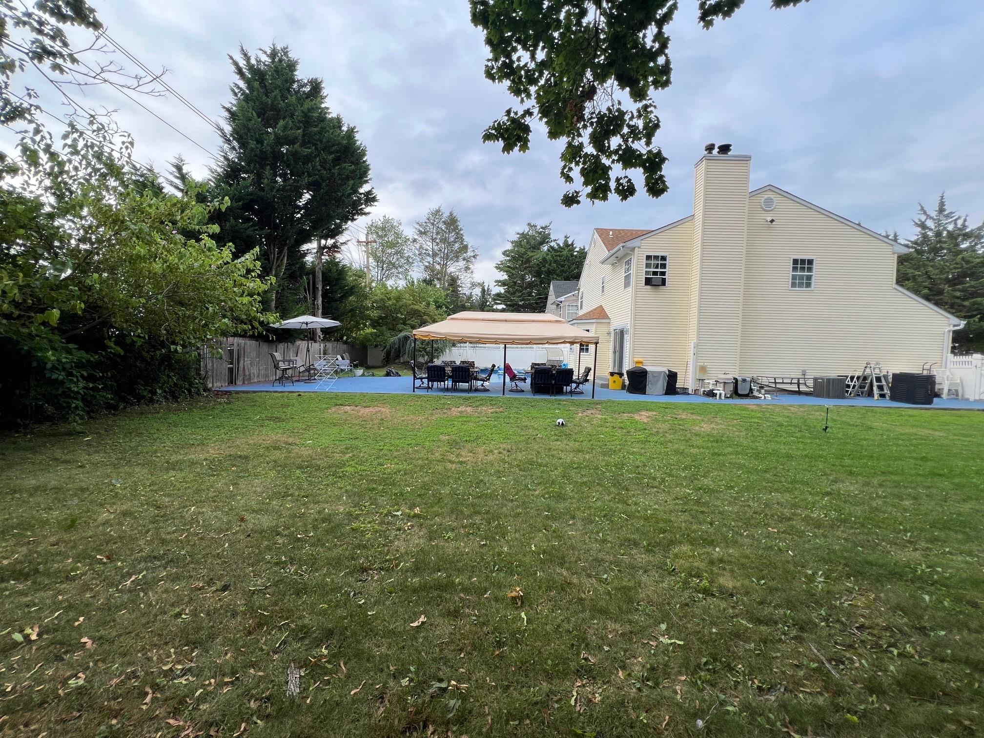 121 West Avenue, Hicksville, NY 11801