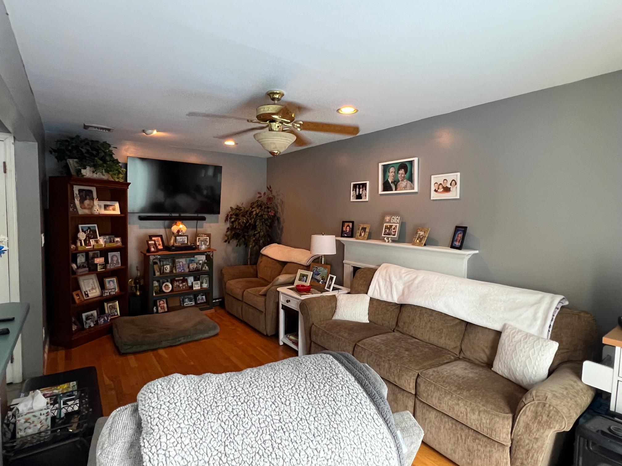 121 West Avenue, Hicksville, NY 11801