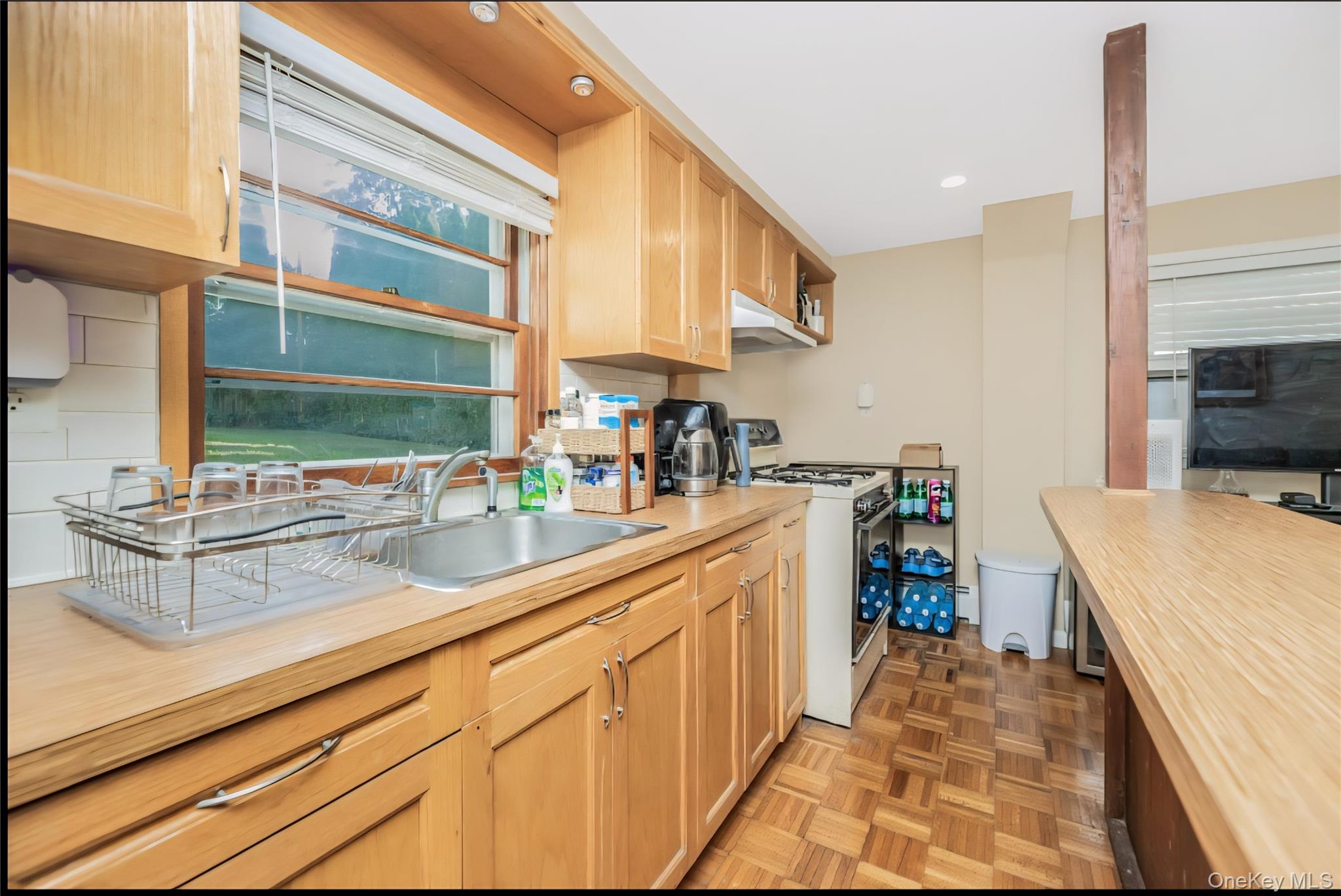 66 Pocono Avenue, Yonkers, NY 10701