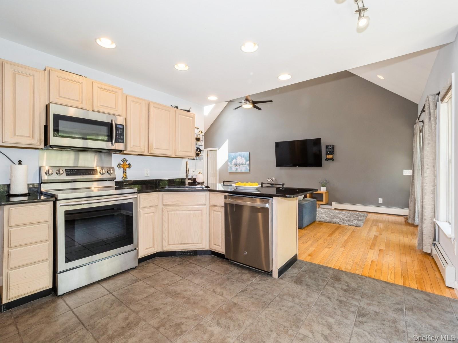 314 Dennytown Road, Putnam Valley, NY 10579