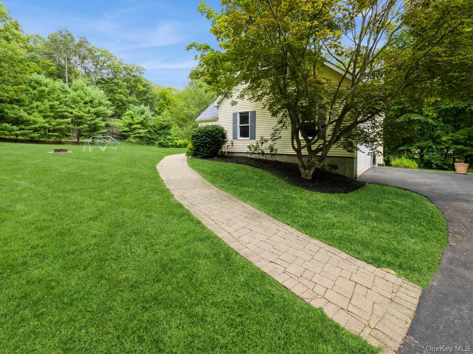 314 Dennytown Road, Putnam Valley, NY 10579