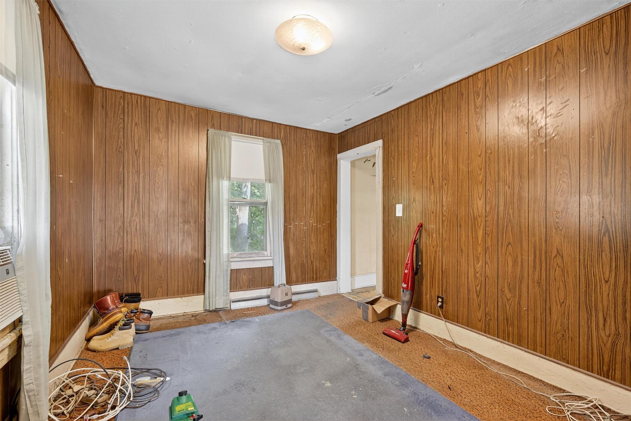 31 S Montgomery Street, Walden, NY 12586