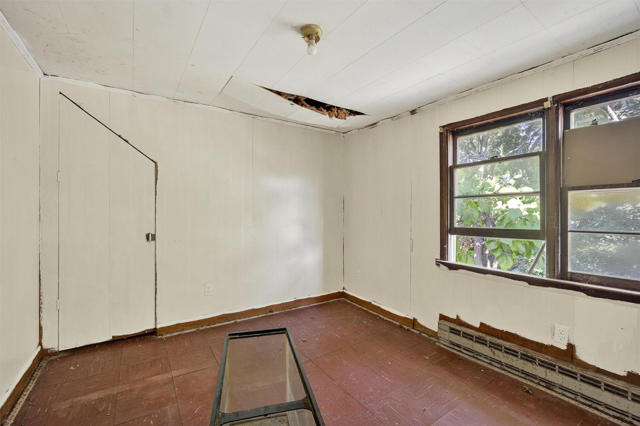 31 S Montgomery Street, Walden, NY 12586