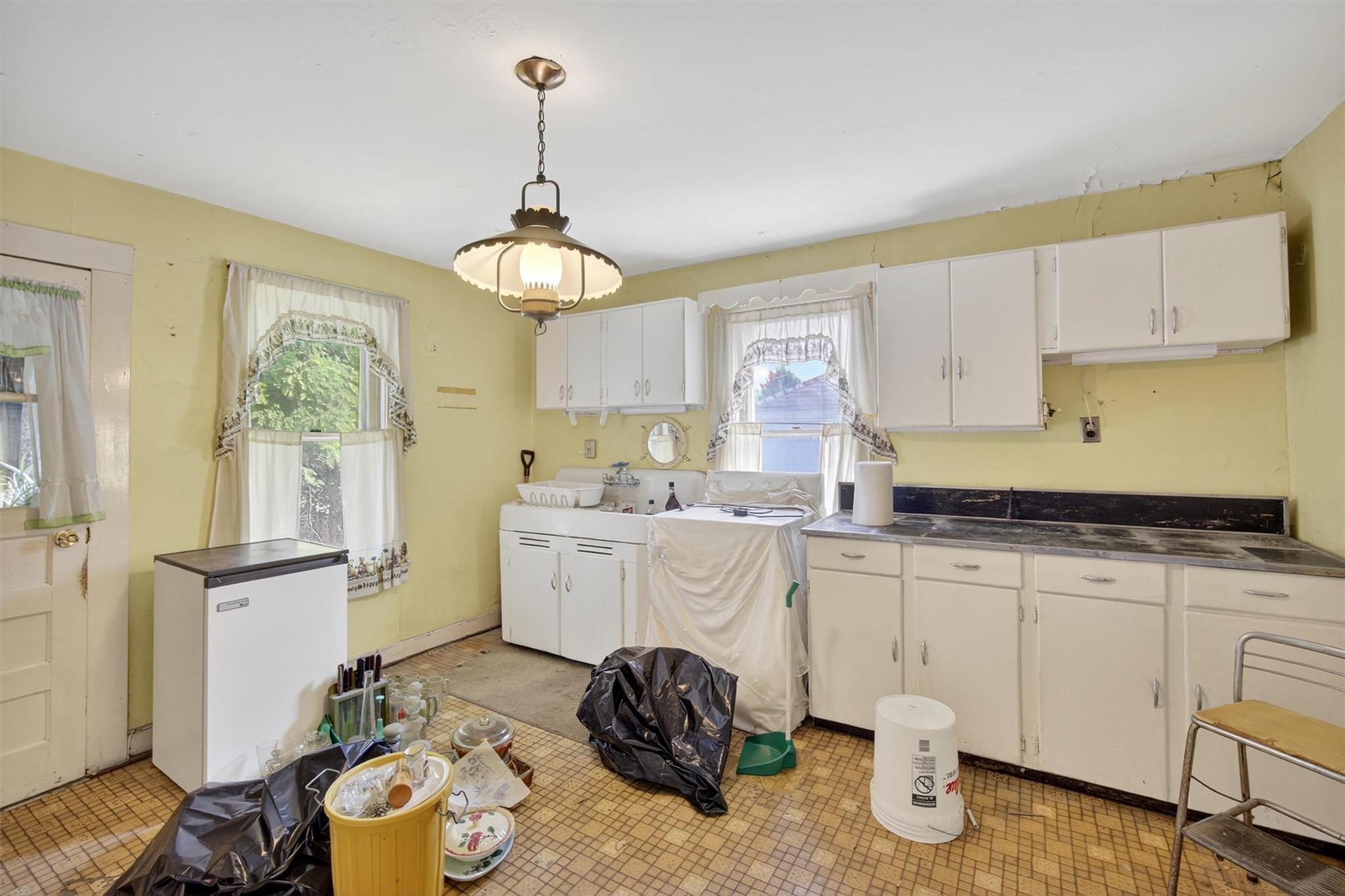 31 S Montgomery Street, Walden, NY 12586