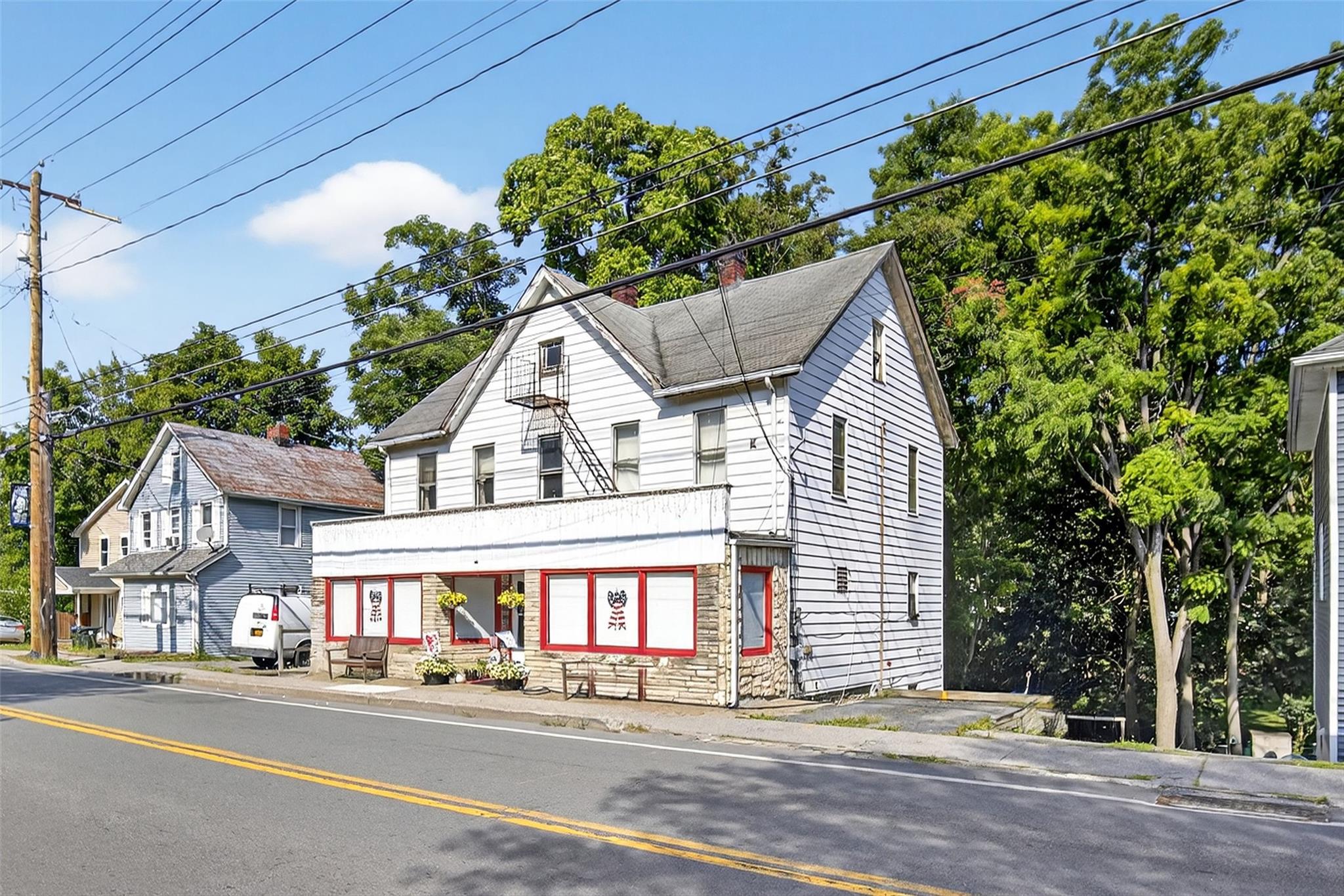 31 S Montgomery Street, Walden, NY 12586