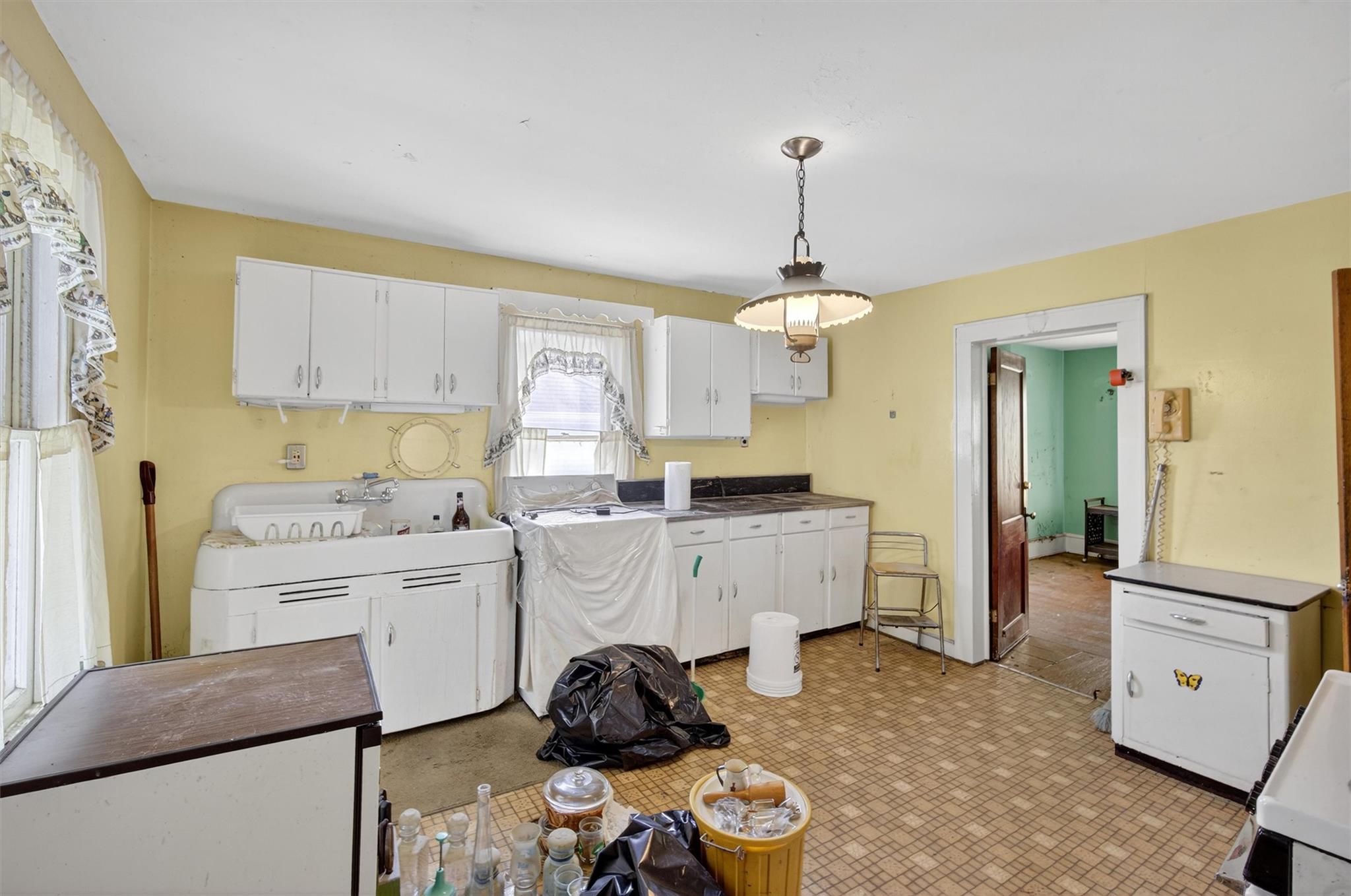 31 S Montgomery Street, Walden, NY 12586