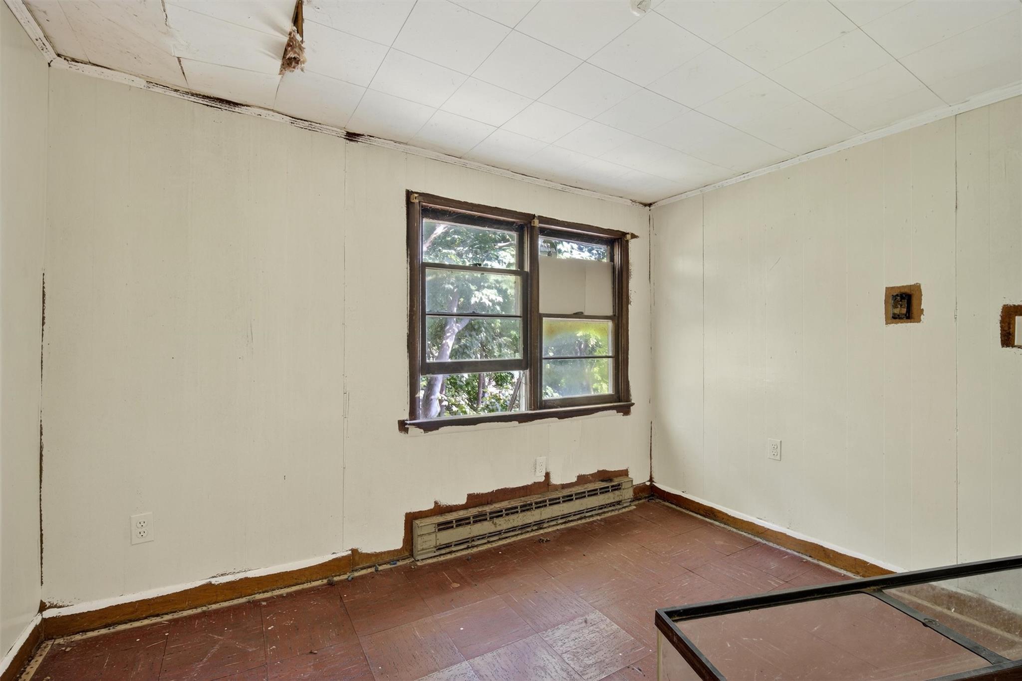 31 S Montgomery Street, Walden, NY 12586