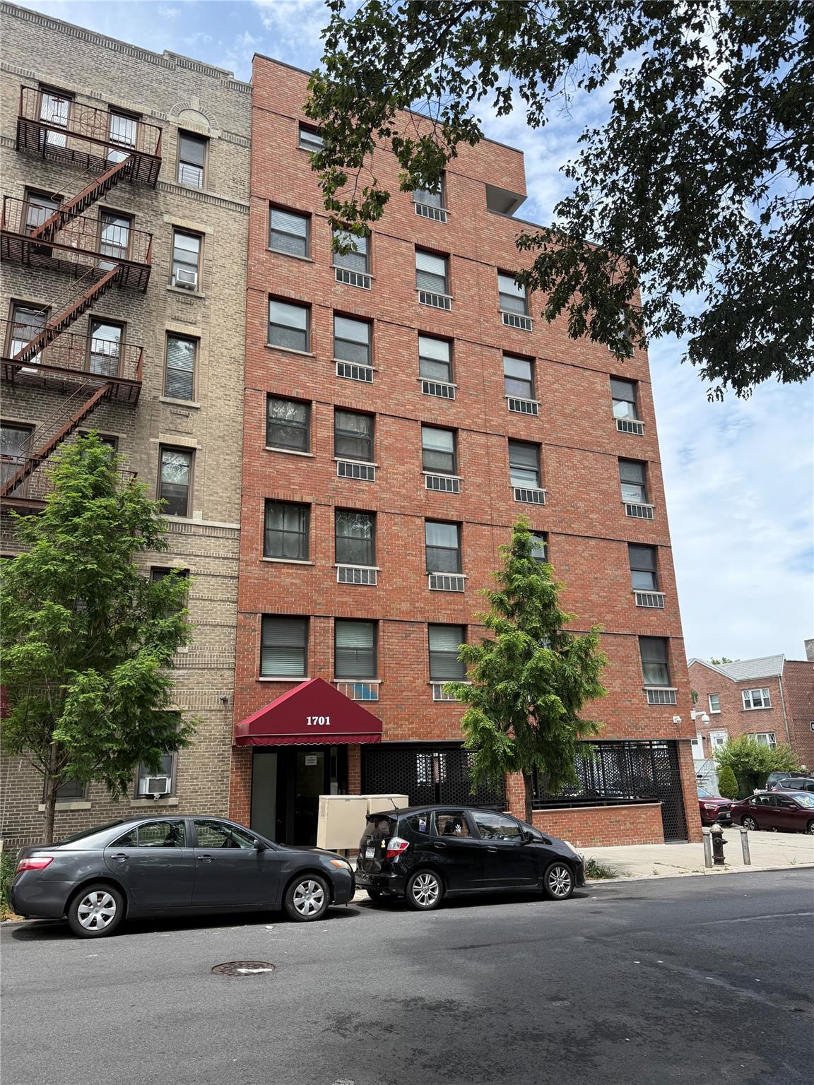 1701 Parkview Avenue, Bronx, NY 10461