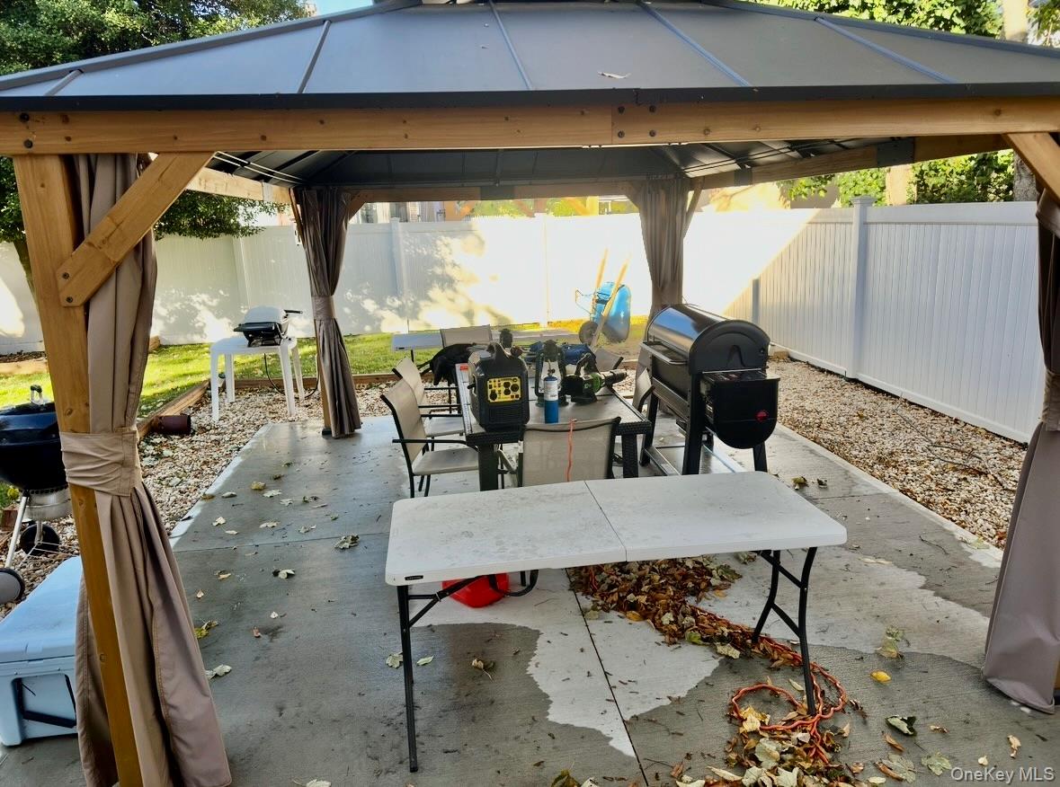 107 Fairview Avenue, Oceanside, NY 11572