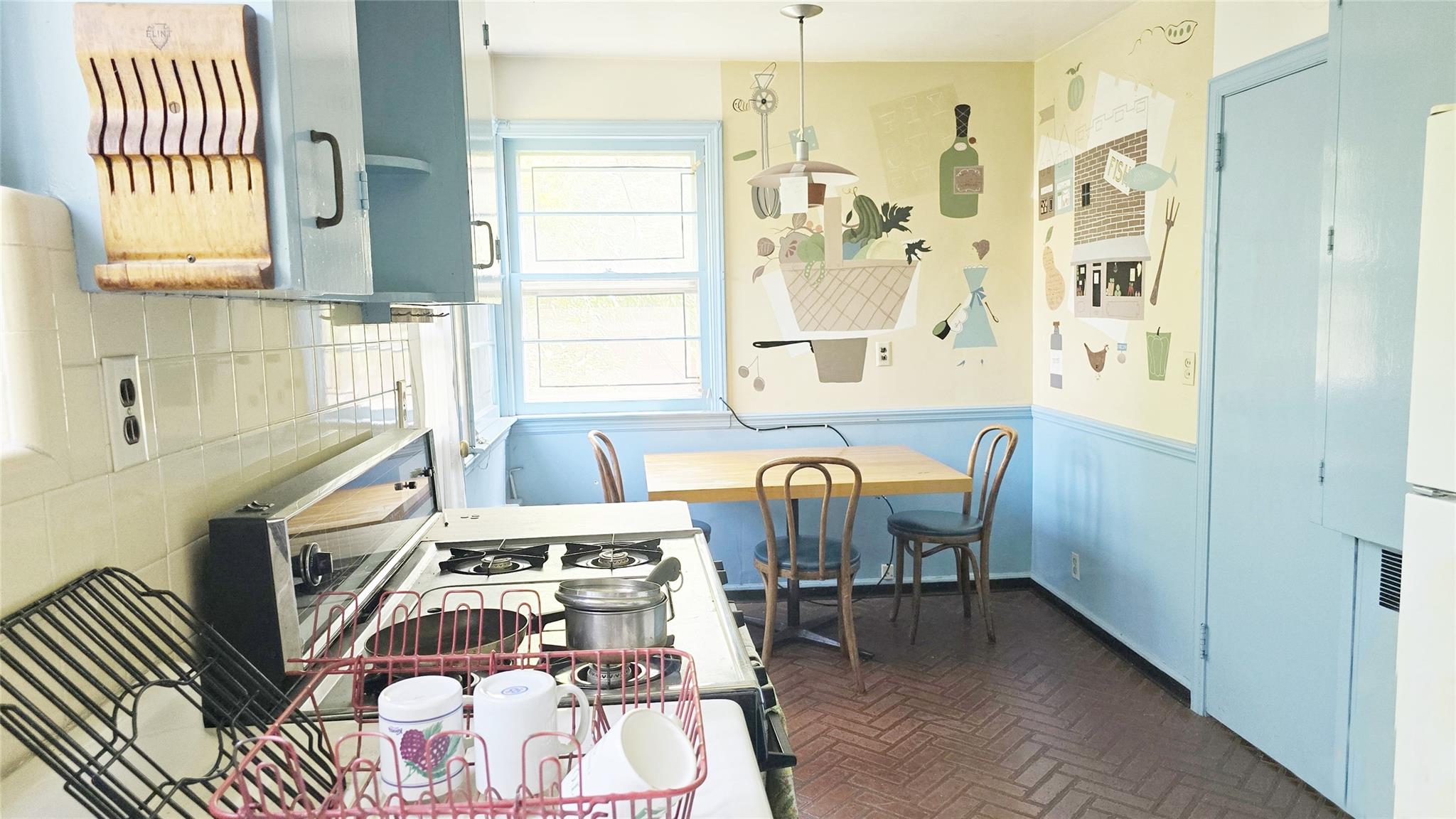 2817 215th Place, Bayside, NY 11360