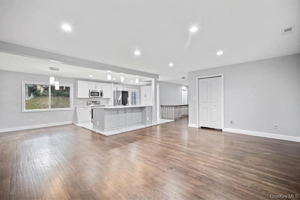 423 Westchester Avenue, White Plains, NY 10604