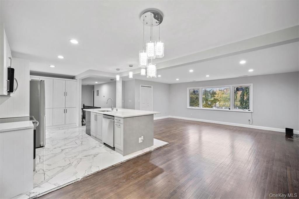 423 Westchester Avenue, White Plains, NY 10604