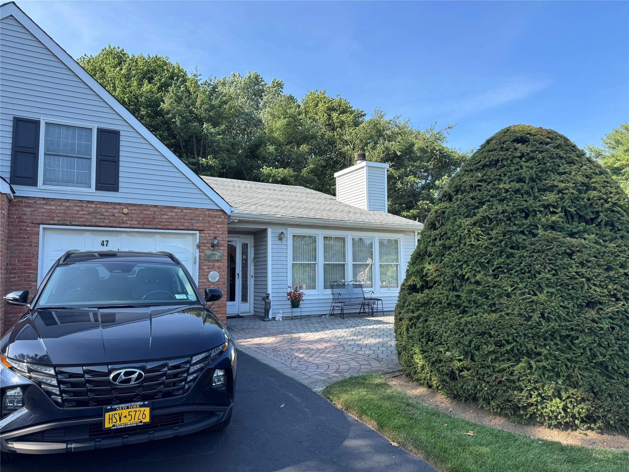 47 Standish Drive, Mount Sinai, NY 11766