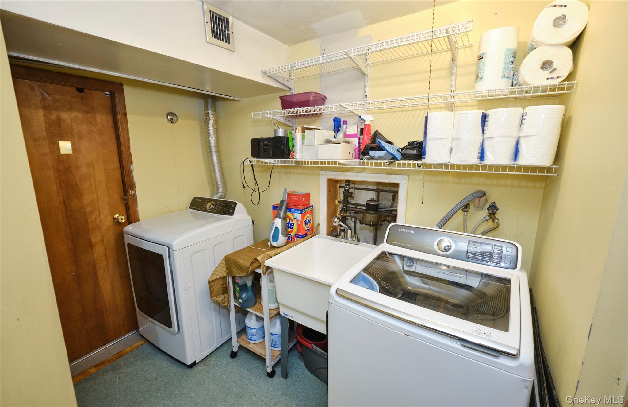 3000 Radcliff Avenue, Bronx, NY 10469