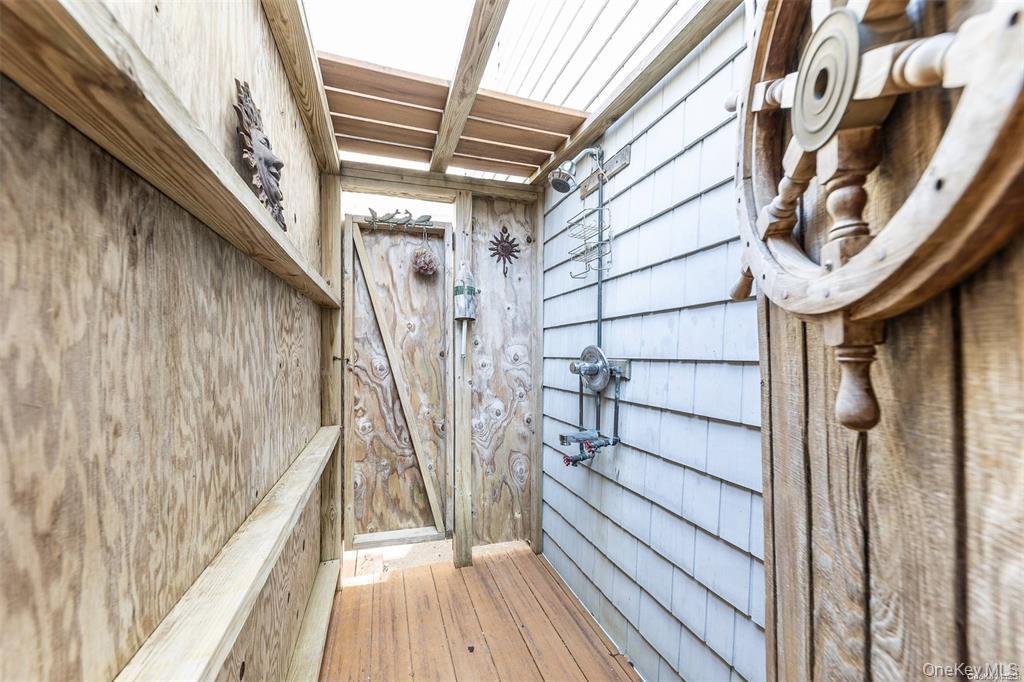 34 Trenton Avenue # Upper, East Atlantic Beach, NY 11561