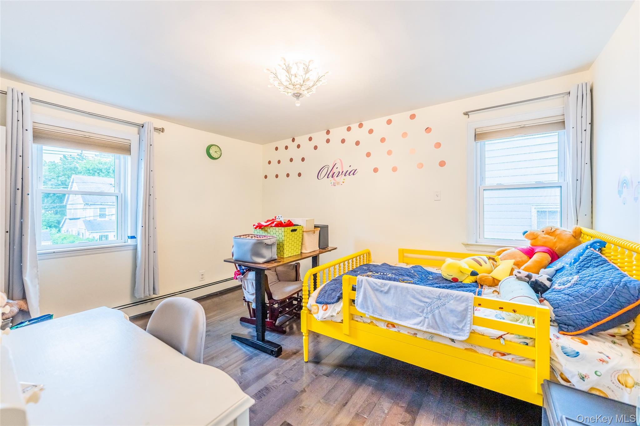 43 Jayson Avenue, Great Neck, NY 11021