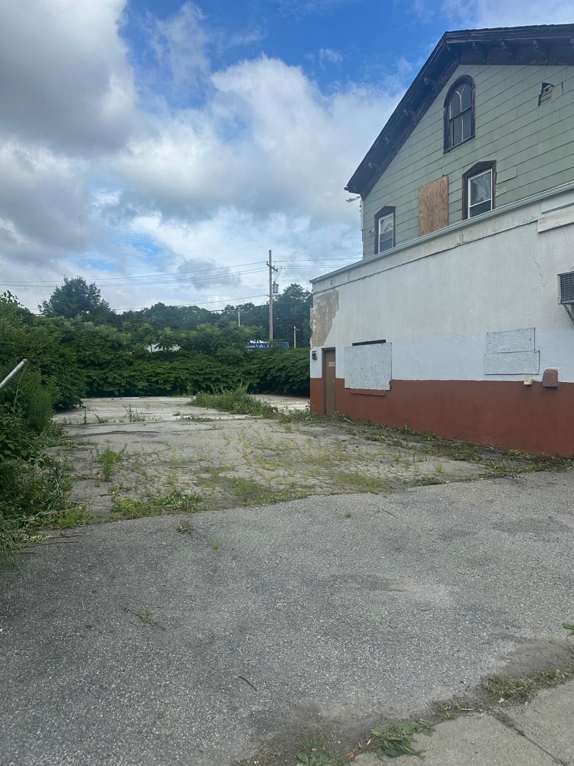 208 N Hamilton Street, Poughkeepsie, NY 12601