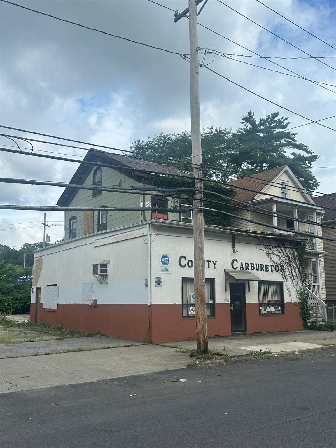 208 N Hamilton Street, Poughkeepsie, NY 12601