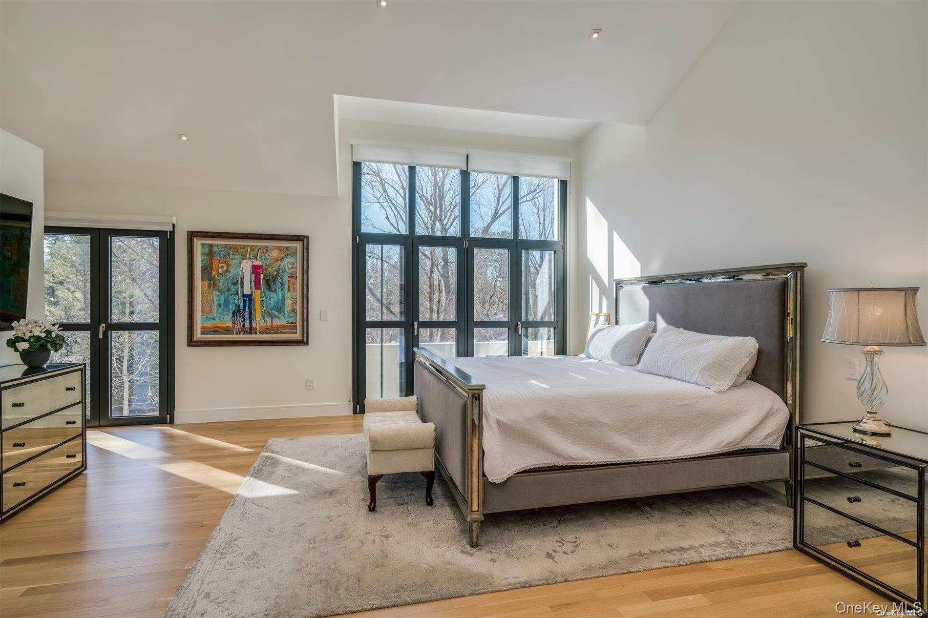 9 Winding Way, Locust Valley, NY 11560