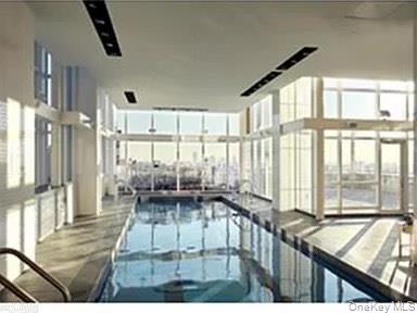 350 W 42nd Street # 11L, New York (Manhattan), NY 10036