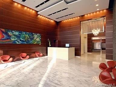 350 W 42nd Street # 11L, New York (Manhattan), NY 10036