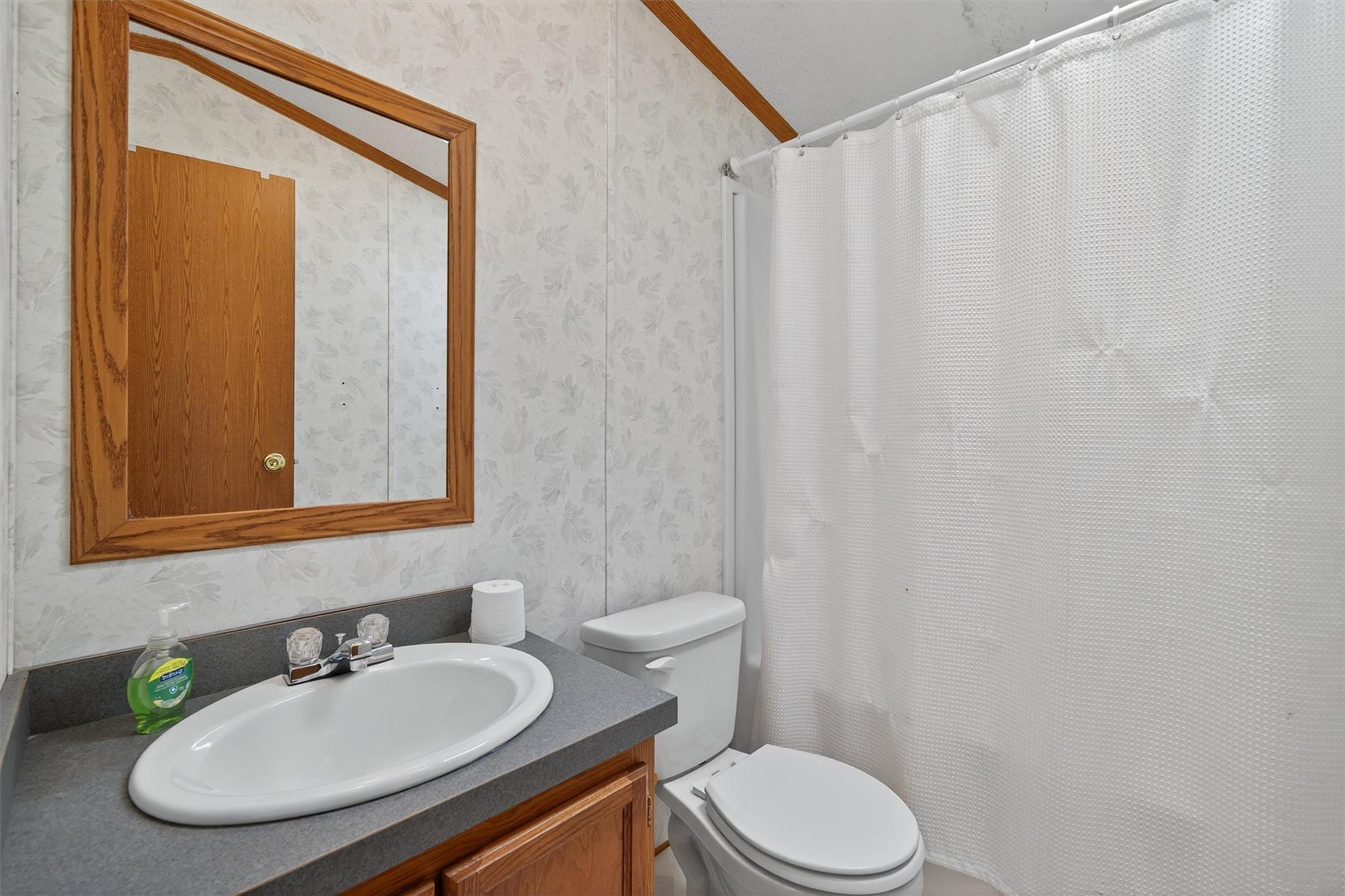 17 Community Road, Woodbourne, NY 12788