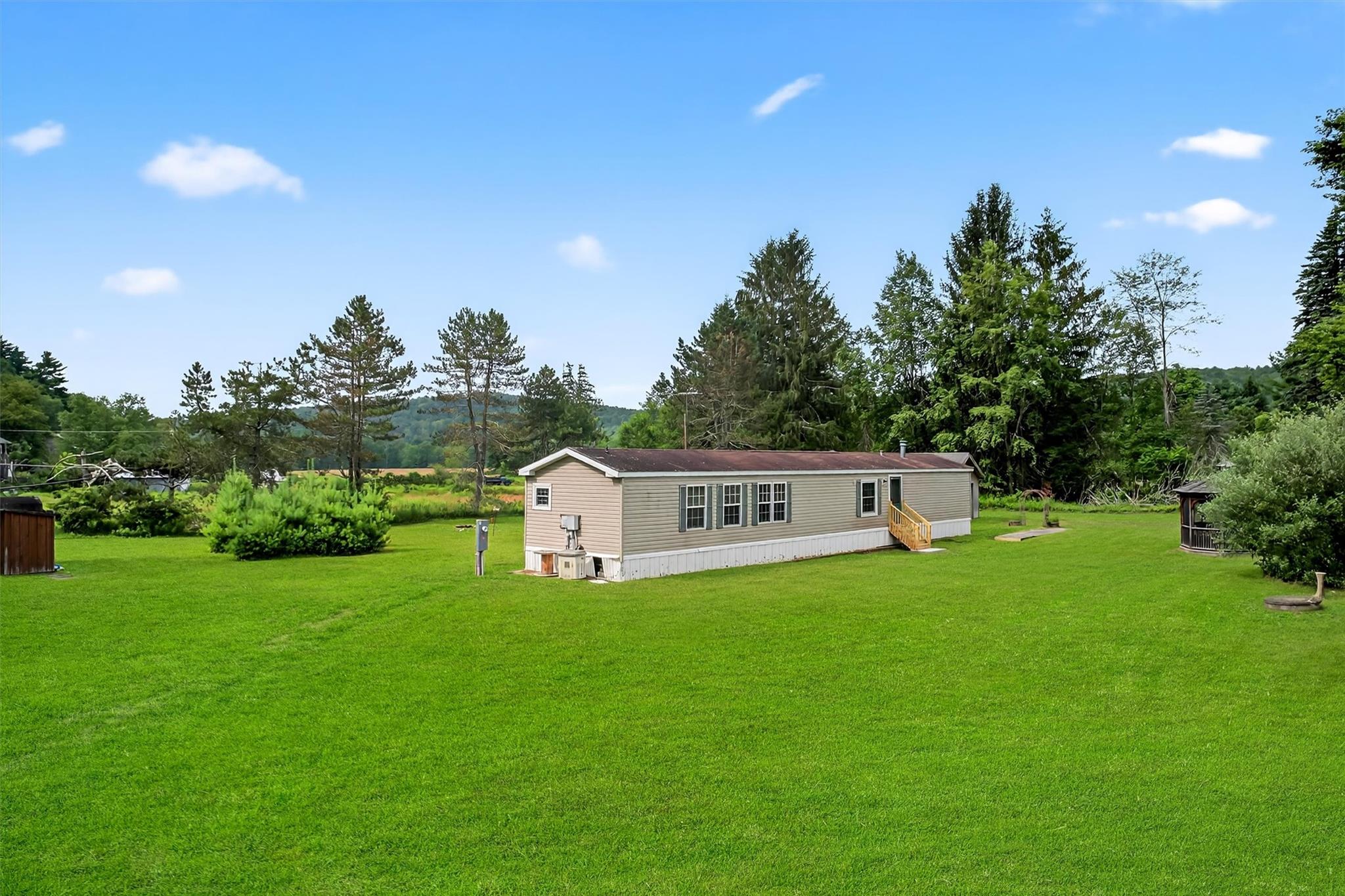 17 Community Road, Woodbourne, NY 12788