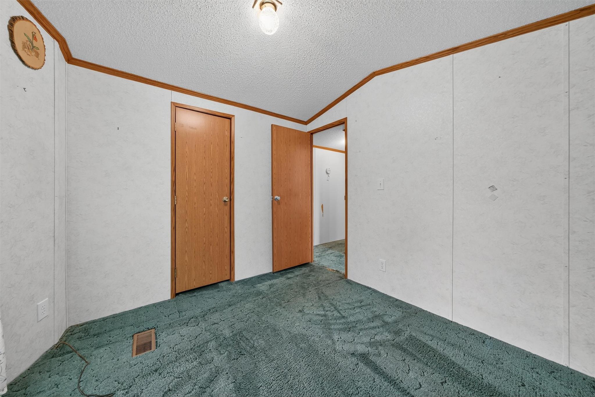 17 Community Road, Woodbourne, NY 12788