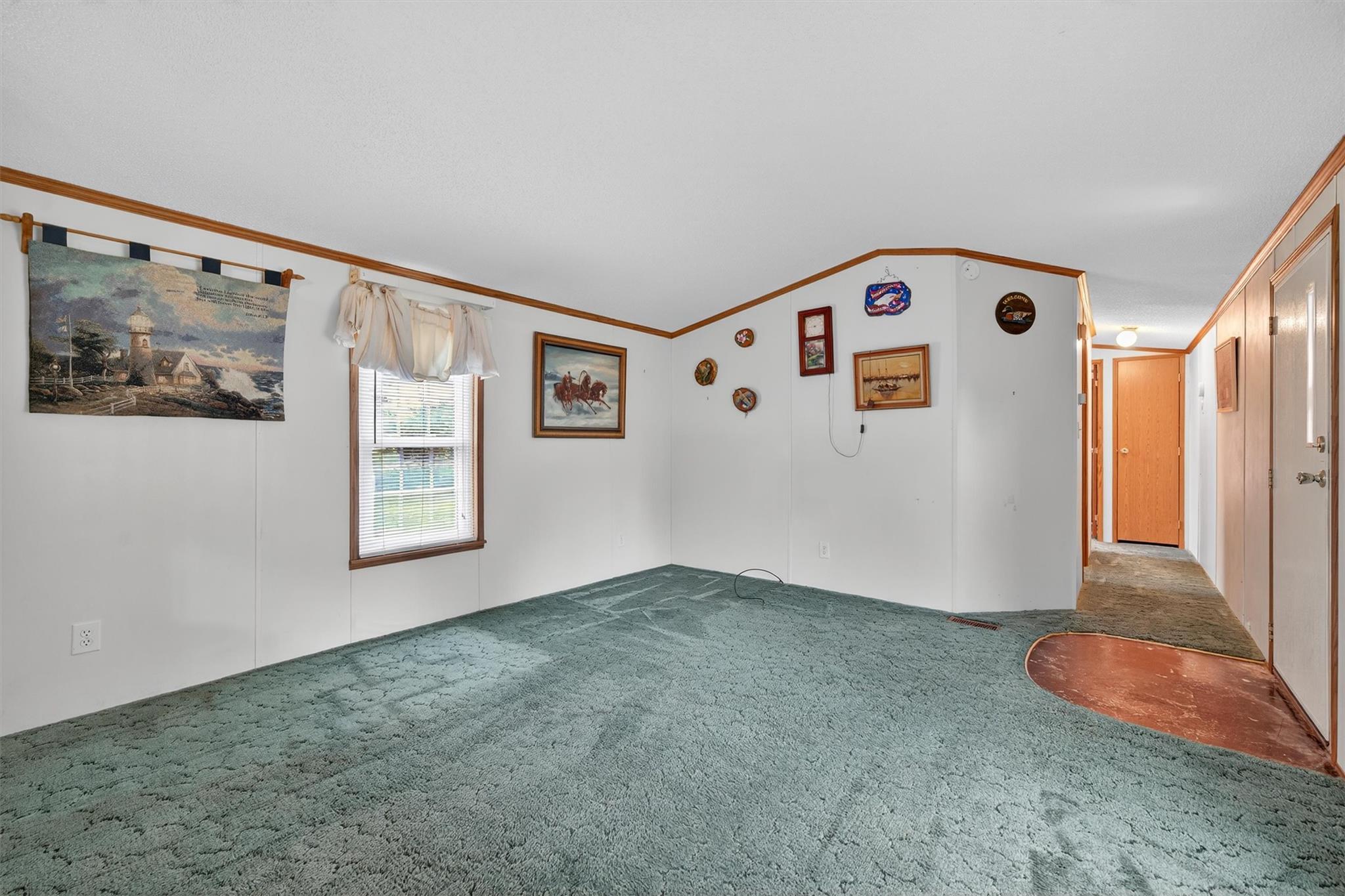 17 Community Road, Woodbourne, NY 12788