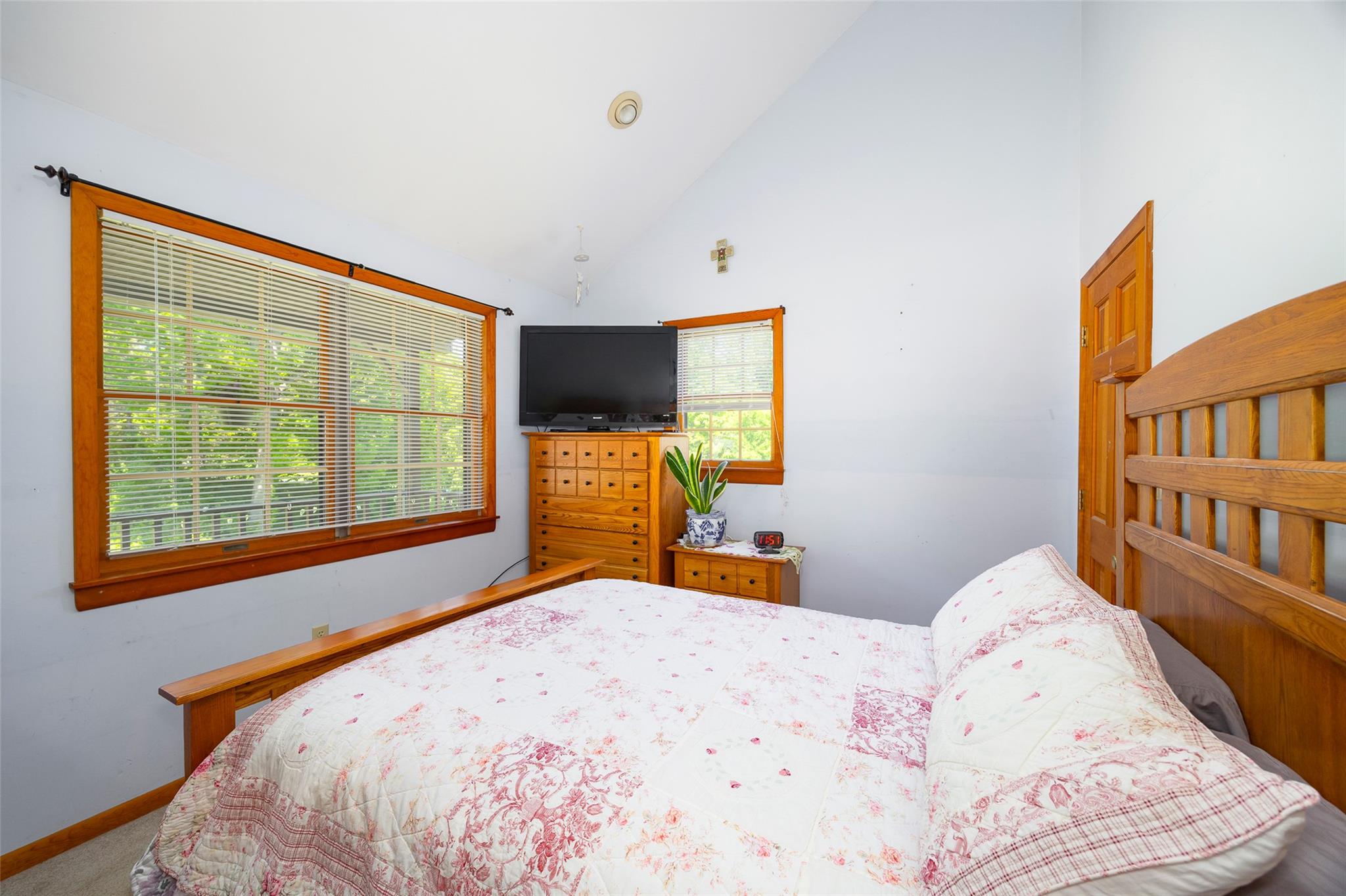 297 Turkey Hill Road, Red Hook, NY 12571