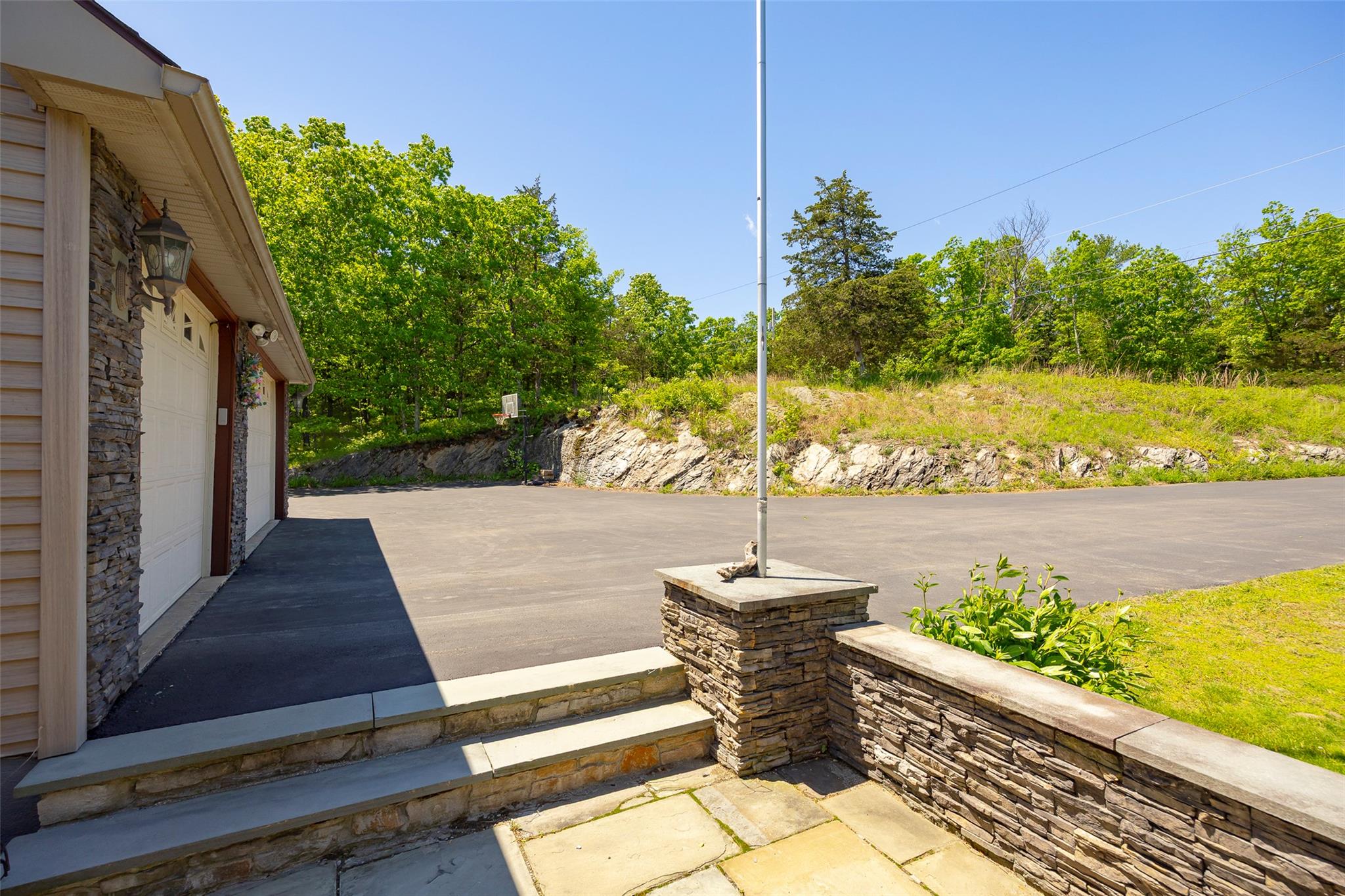 297 Turkey Hill Road, Red Hook, NY 12571