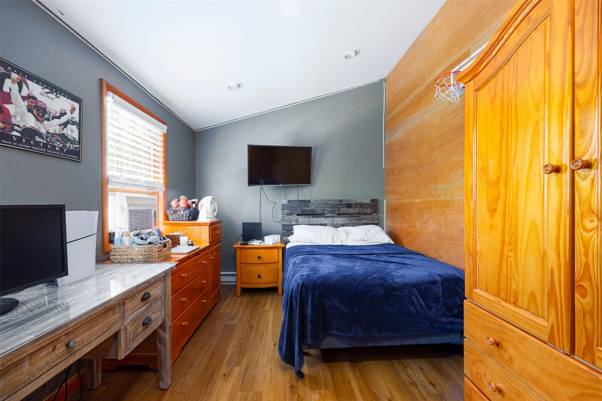 297 Turkey Hill Road, Red Hook, NY 12571