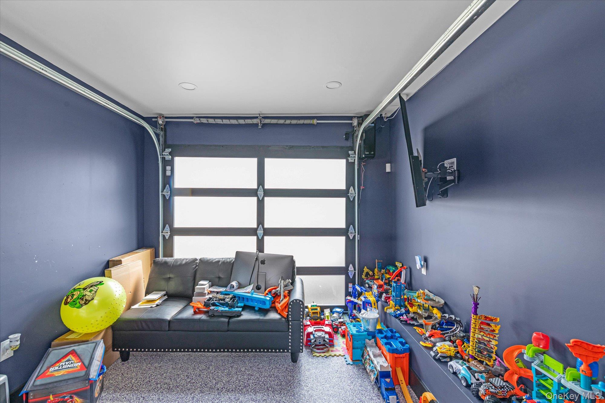 190 Commonwealth Street, Franklin Square, NY 11010