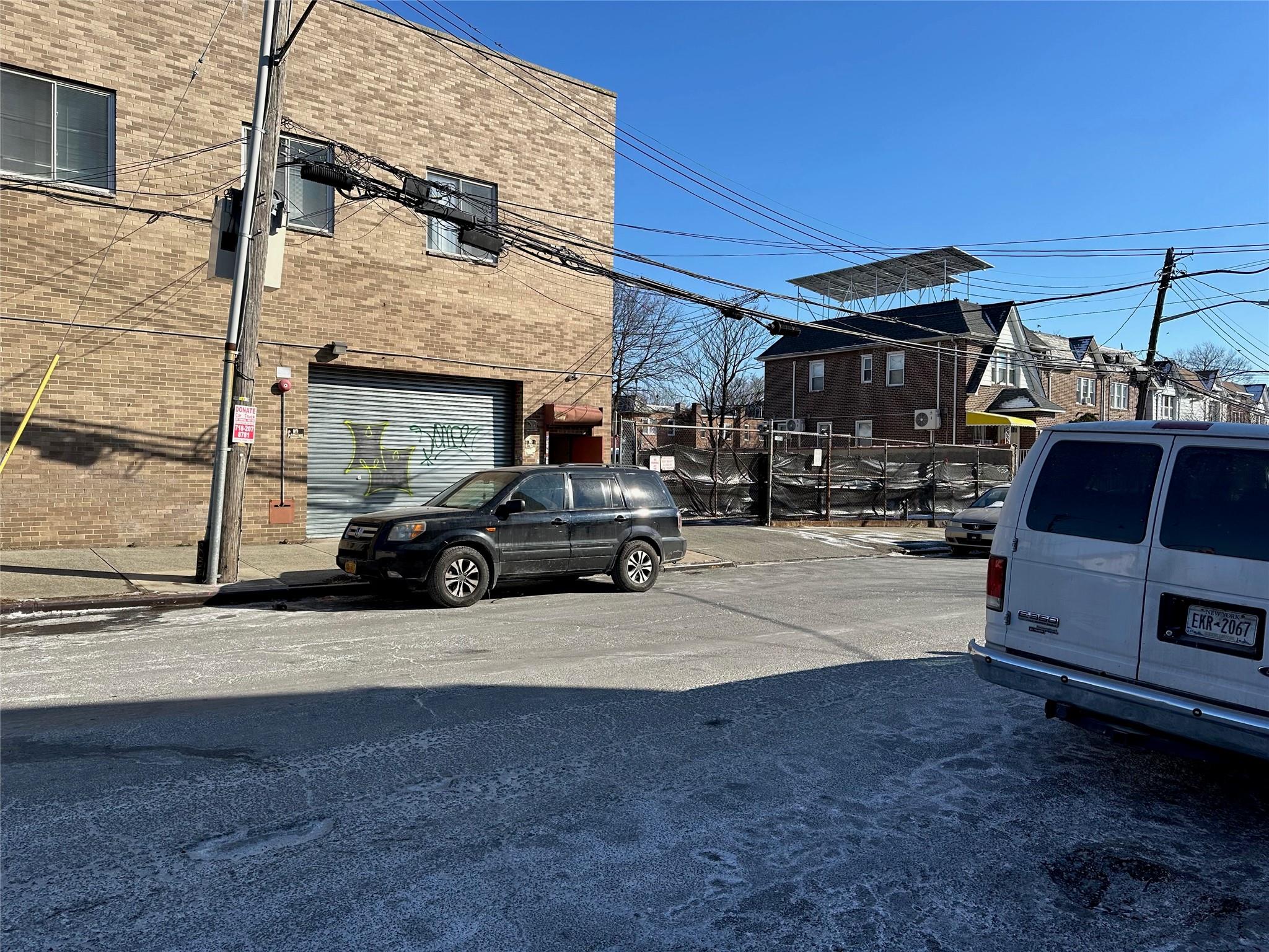 3374 Boston Road, Bronx, NY 10469