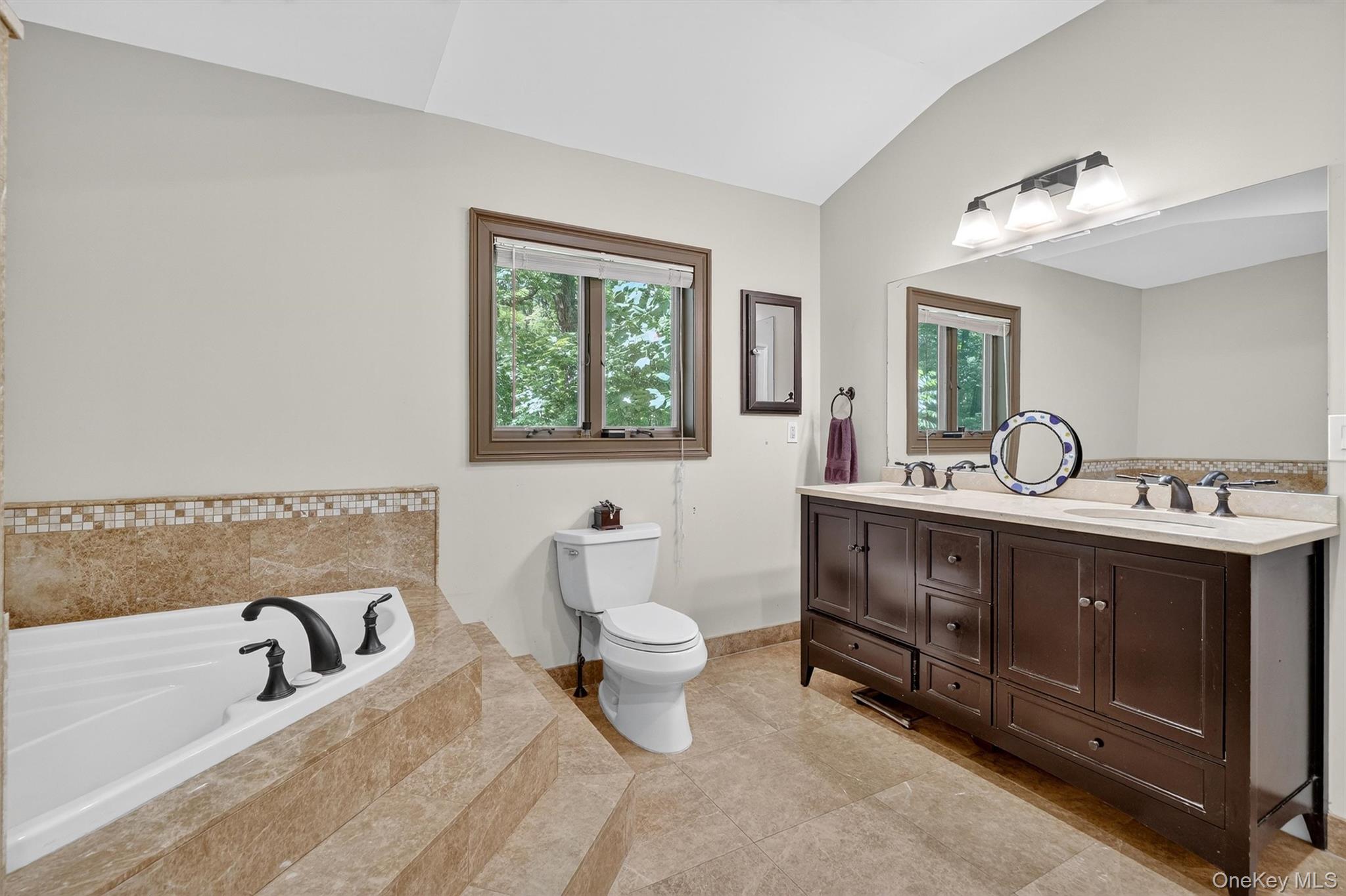 4 Cedar Hill Road, Bedford, NY 10506