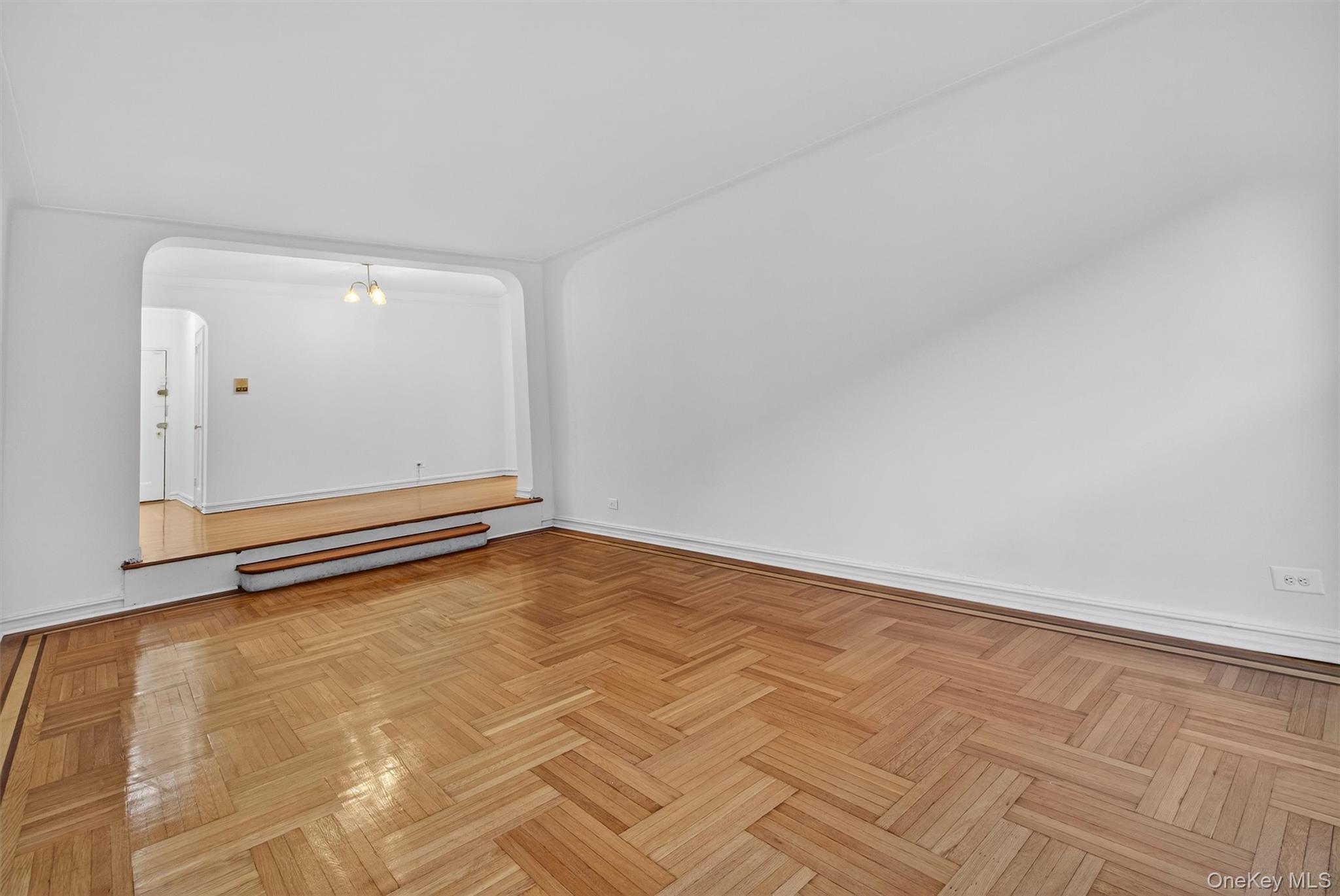 96-11 65th Road # 313, Rego Park, NY 11374